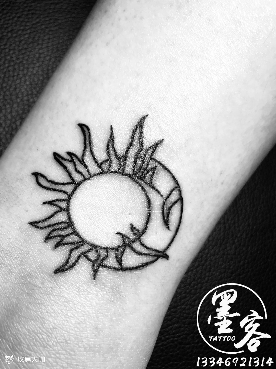 太阳月亮_纹身图案手稿图片_李浩楠的纹身作品集