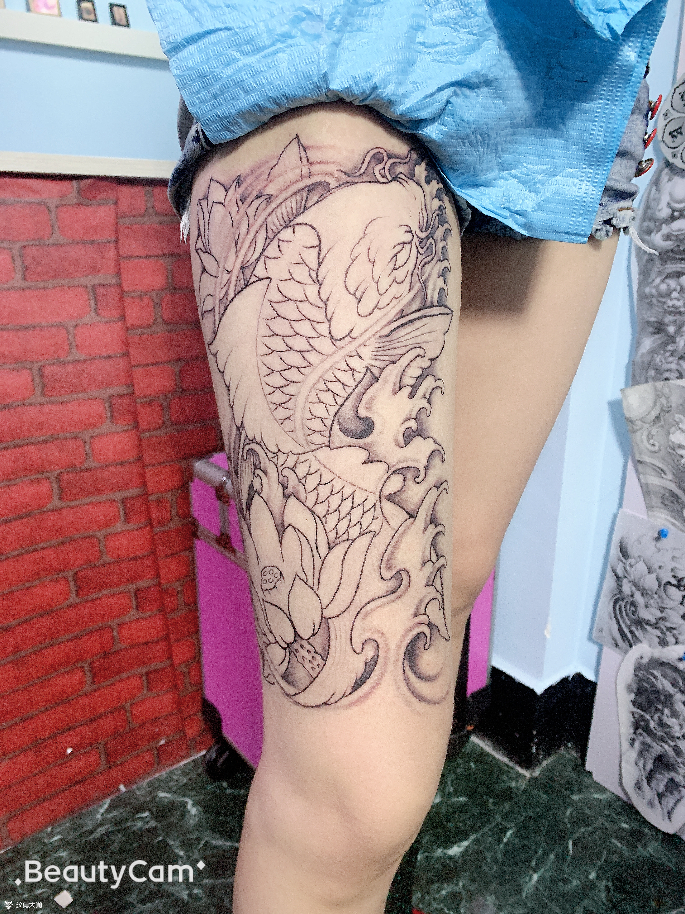 大腿鲤鱼未完成_纹身图案手稿图片_王珊珊的纹身作品集