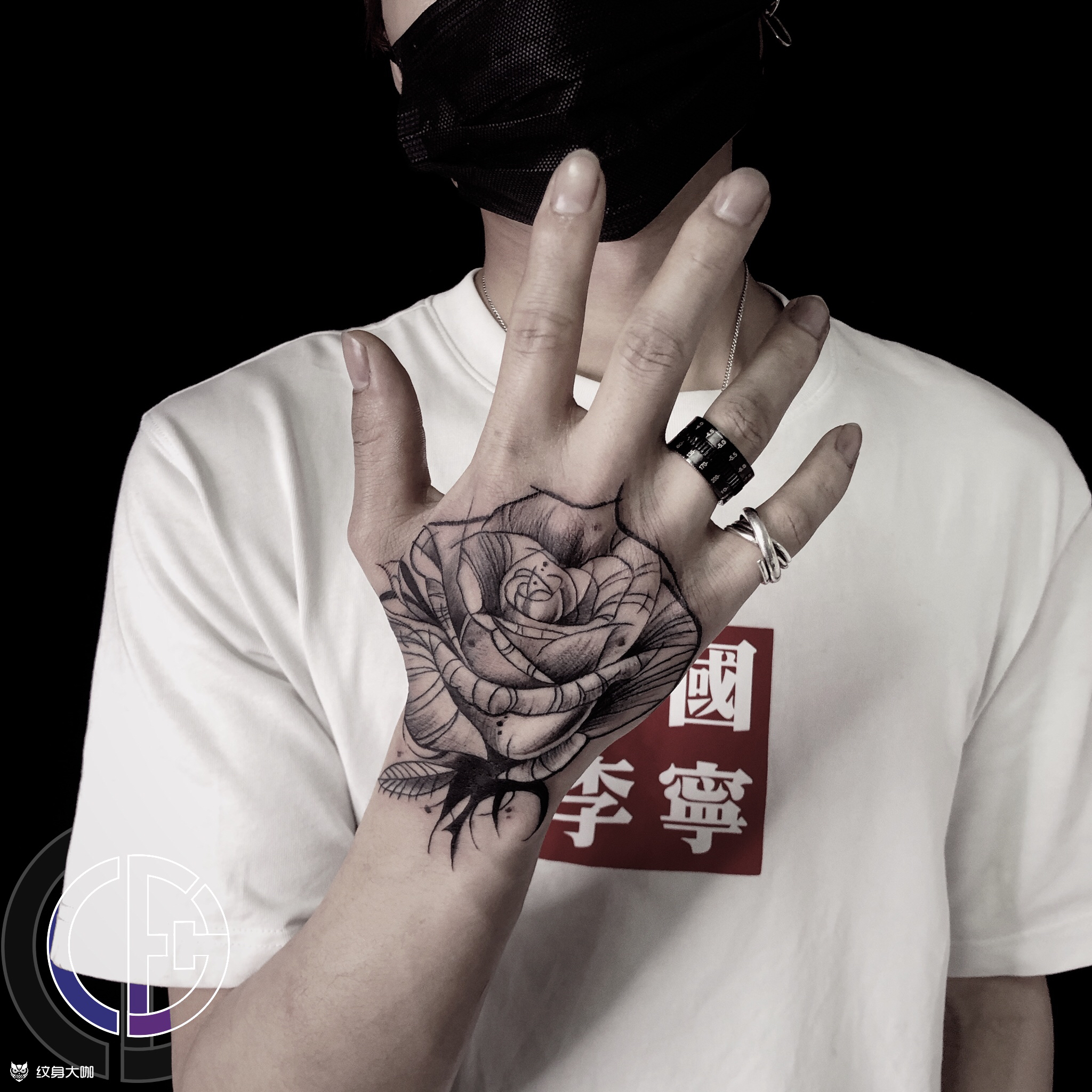 花手背_纹身图案手稿图片_原也的纹身作品集