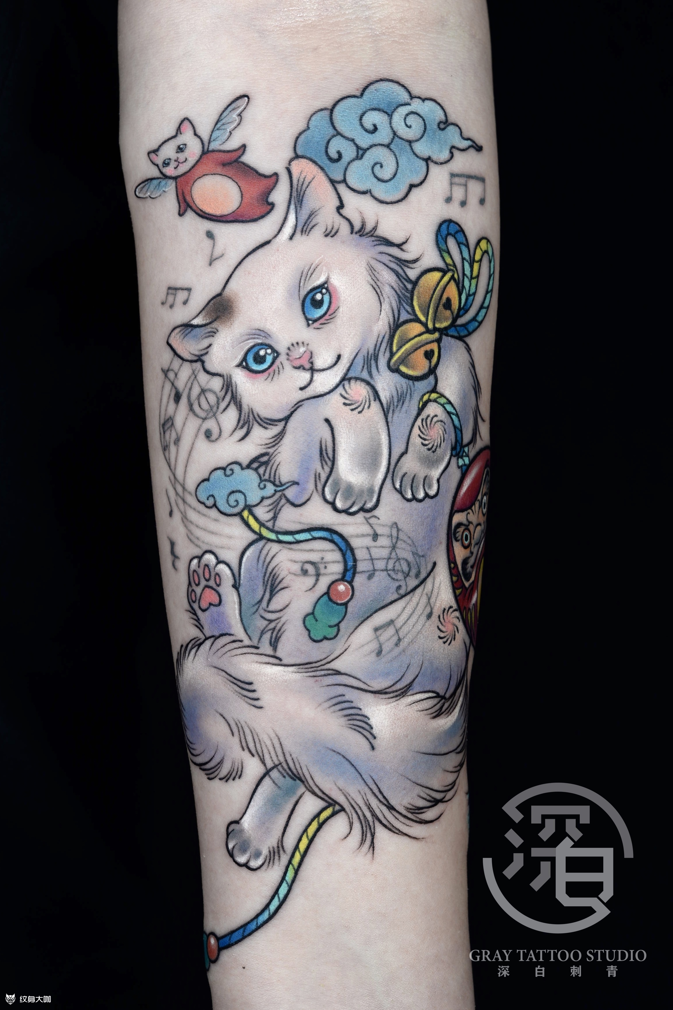 大臂可爱帅气的斯芬克斯猫纹身图案 - 长春纹彩刺青