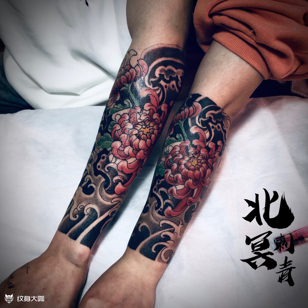 严小姐小臂树叶臂环纹身图案 - 广州纹彩刺青