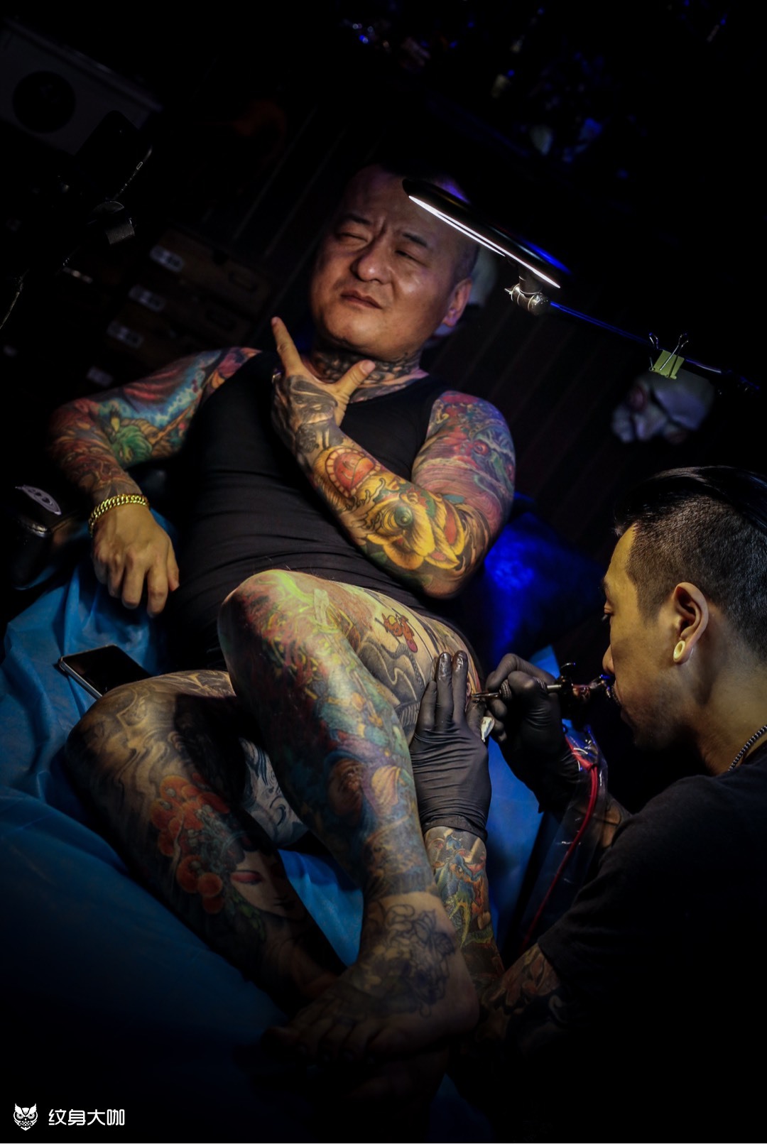 杨明的 @杨明   中国刺青第一达人    见过太多纹身师需要预约的 !