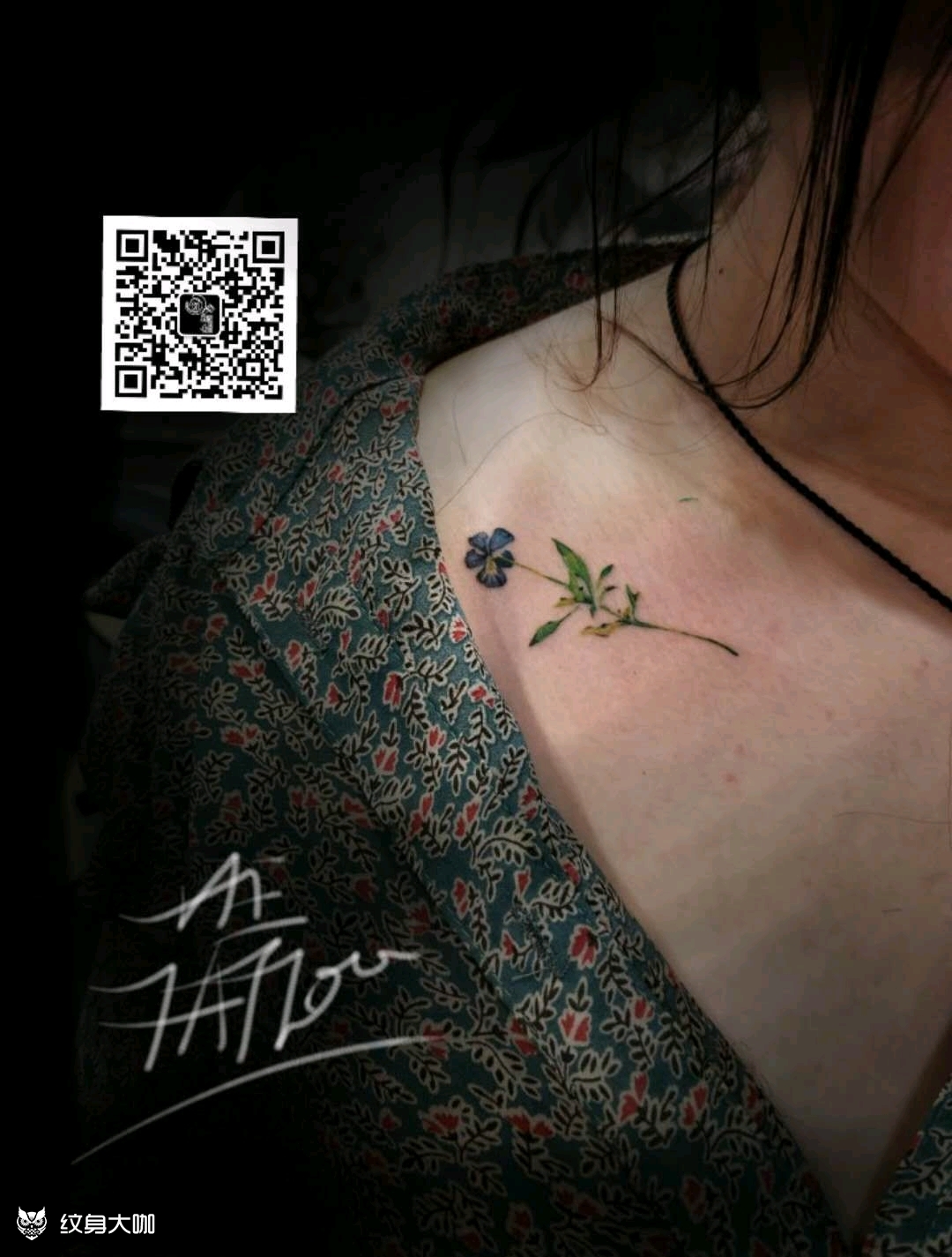 锁骨小花_纹身图案手稿图片_老萌的纹身作品集