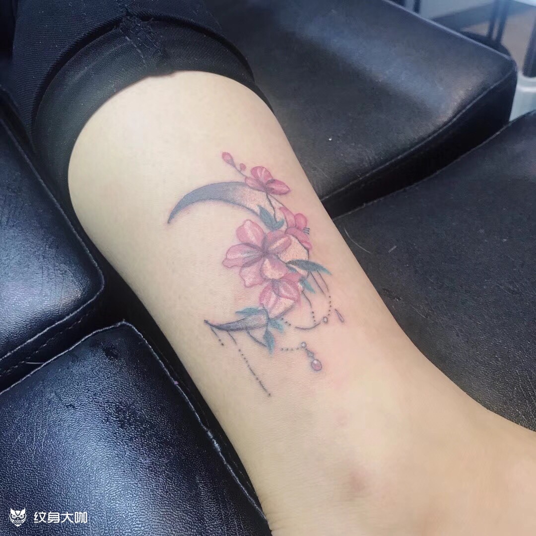 月亮.樱花_纹身图案手稿图片_cyrus的纹身作品集