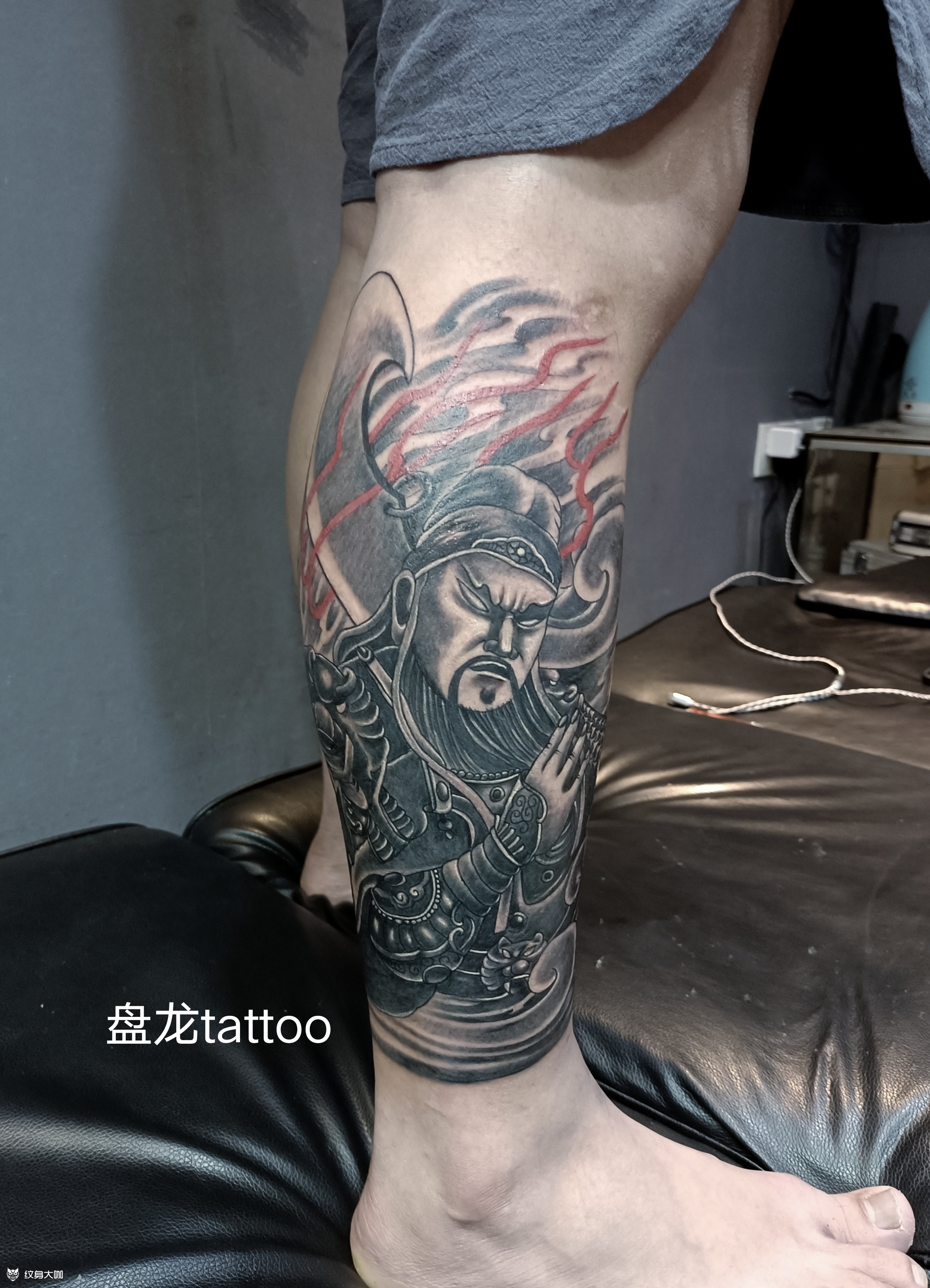 小腿关公纹身_纹身图案手稿图片_盘龙tattoo—酒的纹身作品集
