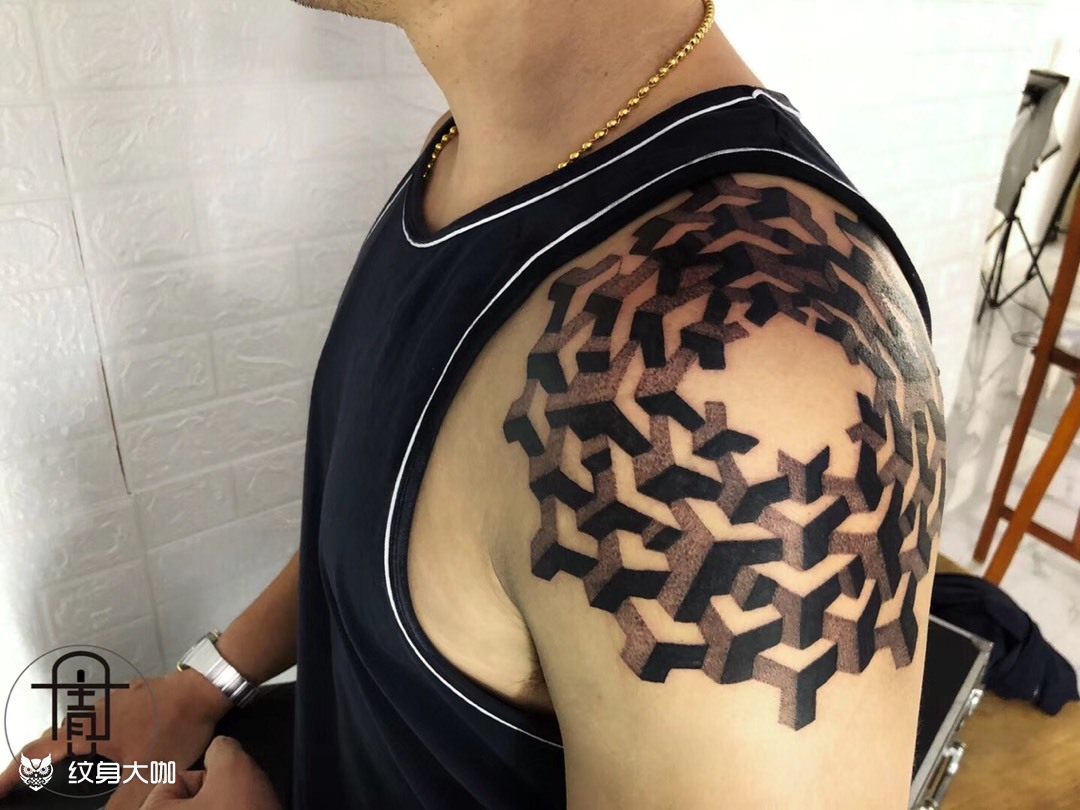 几何点刺_纹身图案手稿图片_海口丹青的纹身作品集
