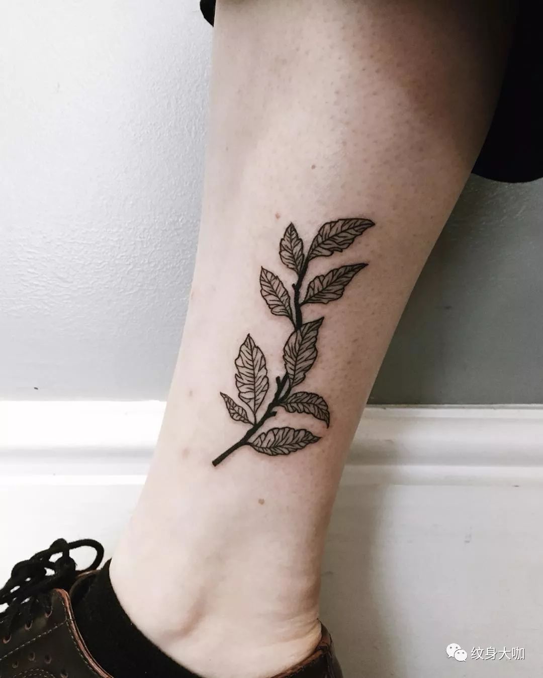 纹身图片树叶,树叶纹身图案 - 伤感说说吧