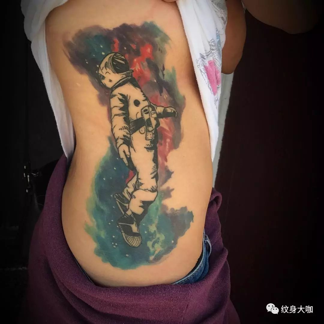 纹身图案素材第417期：宇航员_纹身百科 - 纹身大咖