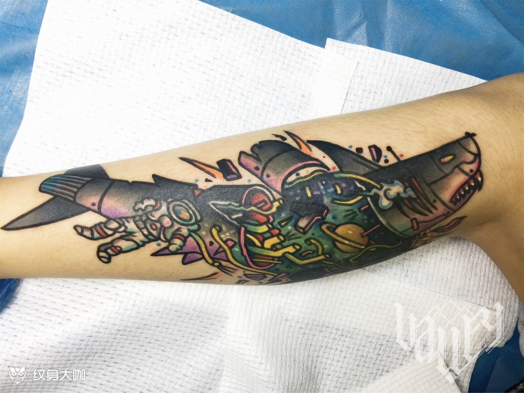 机械鲨鱼_纹身图案手稿图片_山谷tattoo的纹身作品集