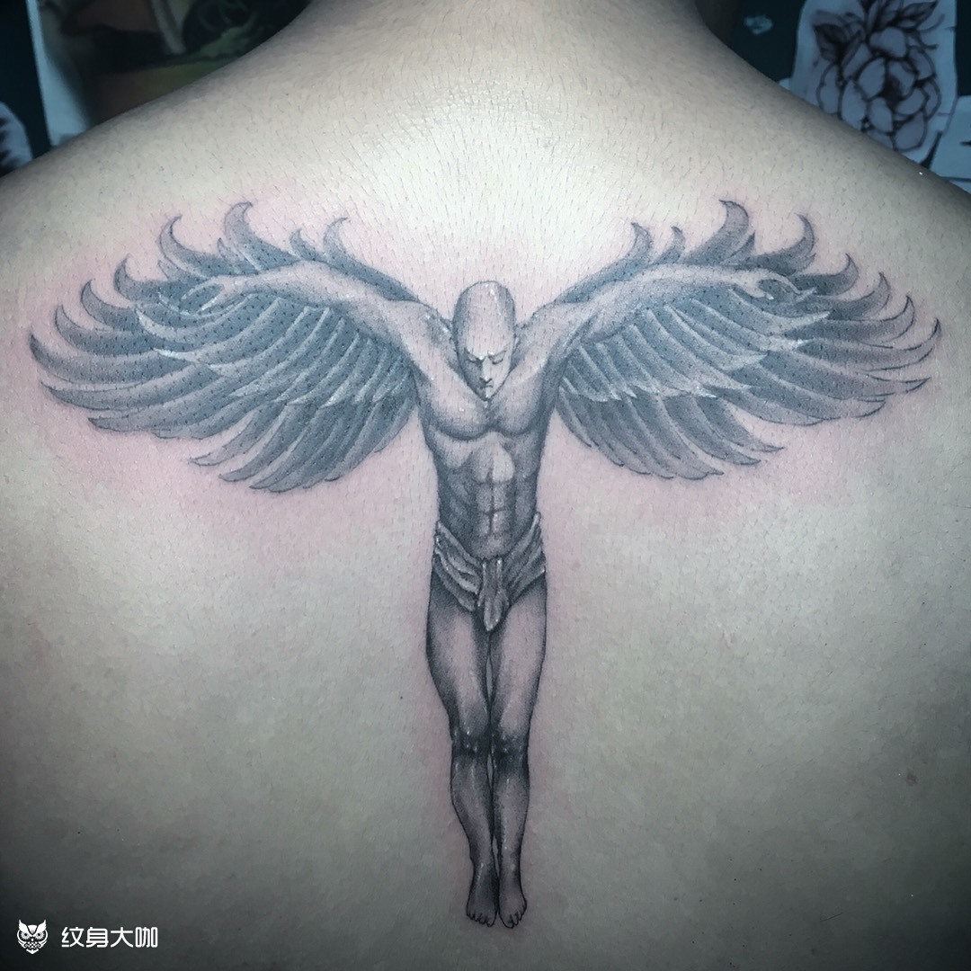 后背天使_纹身图案手稿图片_乌鸦的纹身作品集