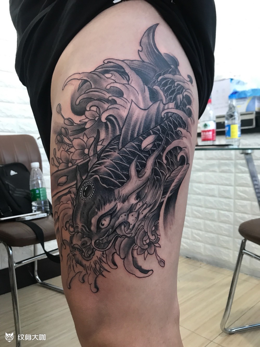 龙鱼_纹身图案手稿图片_晨晨的纹身作品集