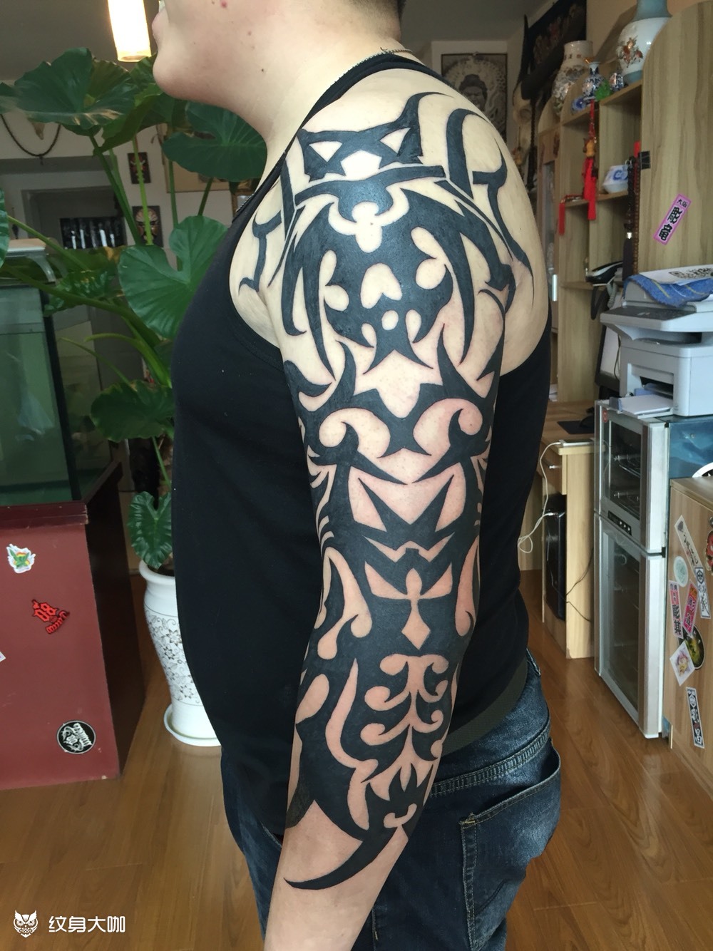 图腾花臂_纹身图案手稿图片_刘潮的纹身作品集