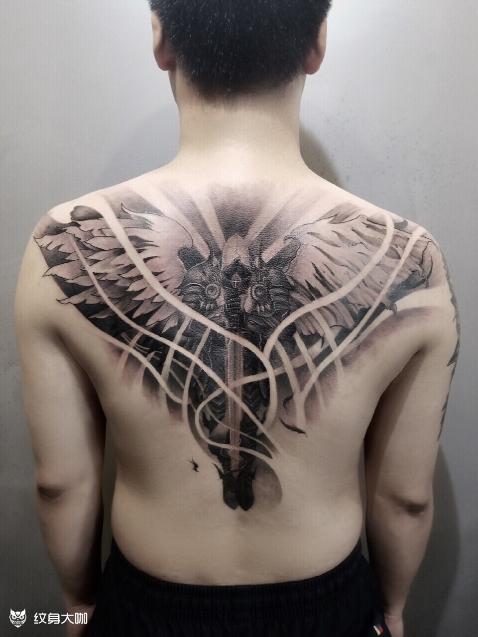 米迦勒大天使_纹身图案手稿图片_墨者ciqing的纹身作品集