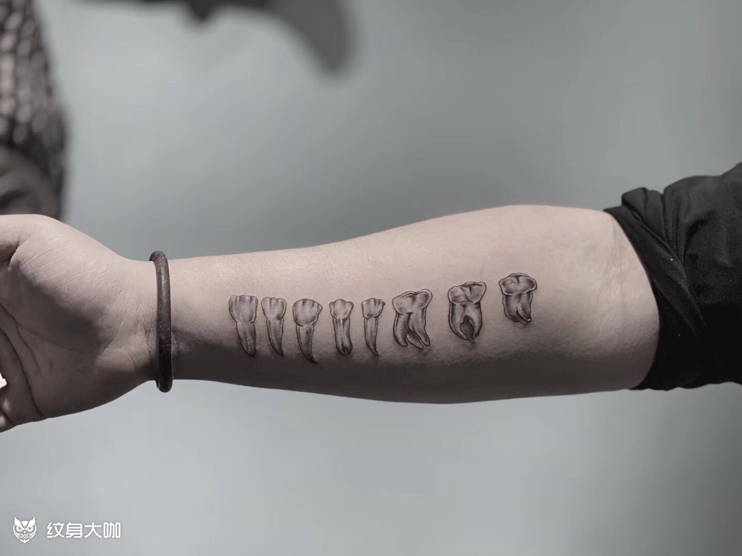 牙齿_纹身图案手稿图片_子凌的纹身作品集
