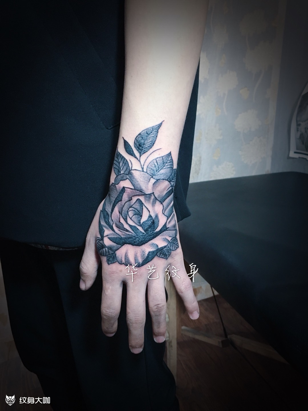 花手背 花拳_纹身图案手稿图片_华艺的纹身作品集