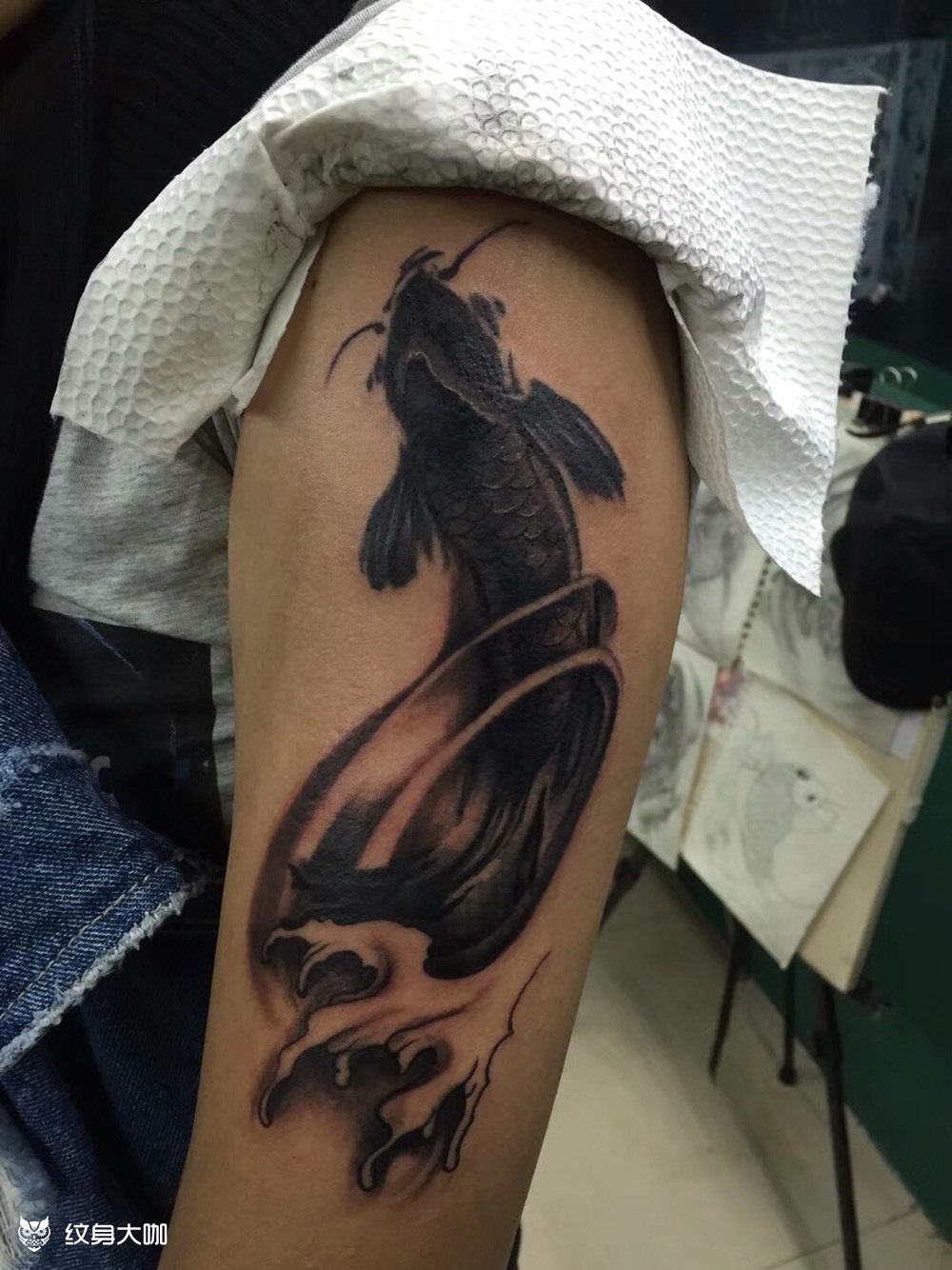 水墨鲤鱼_纹身图案手稿图片_阿兴的纹身作品集