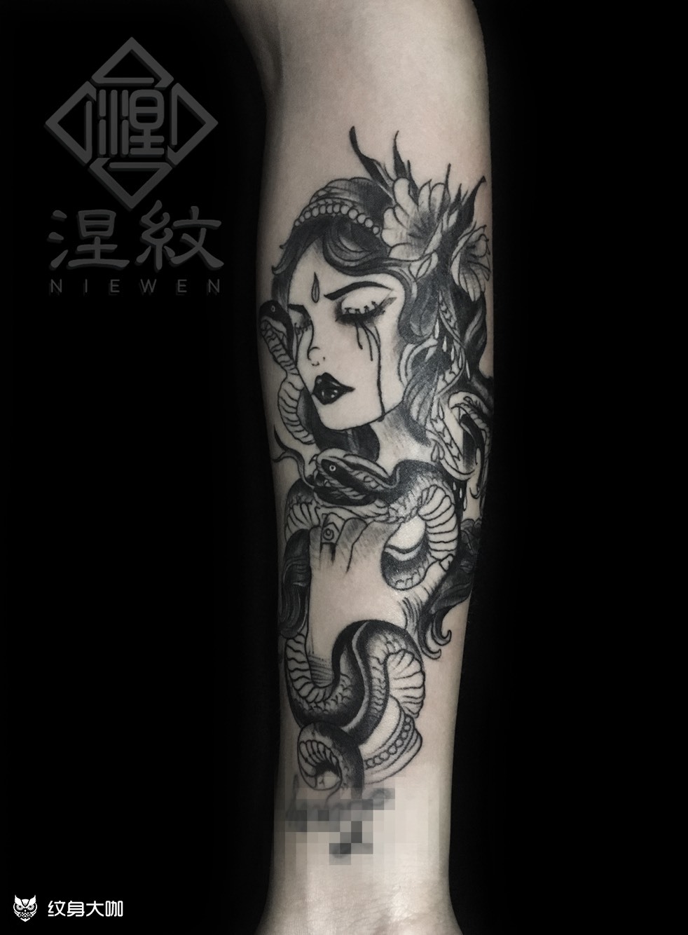 蛇女_纹身图案手稿图片_雕一量的纹身作品集