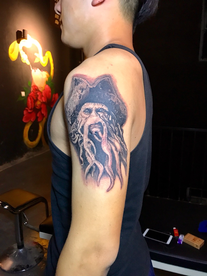 章鱼船长:davy jones_纹身图案手稿图片_陈凡的纹身作品集