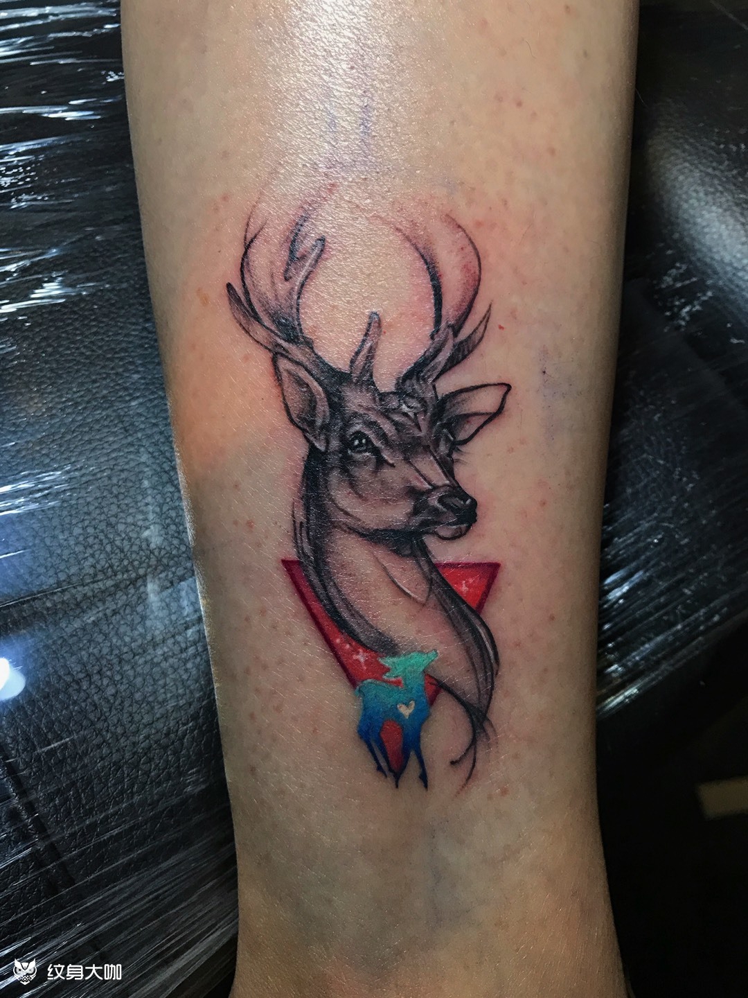 脚踝小鹿_纹身图案手稿图片_瞳的纹身作品集