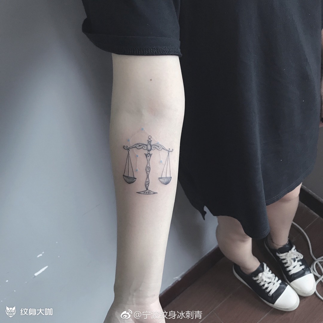 天秤座_纹身图案手稿图片_啊冰的纹身作品集