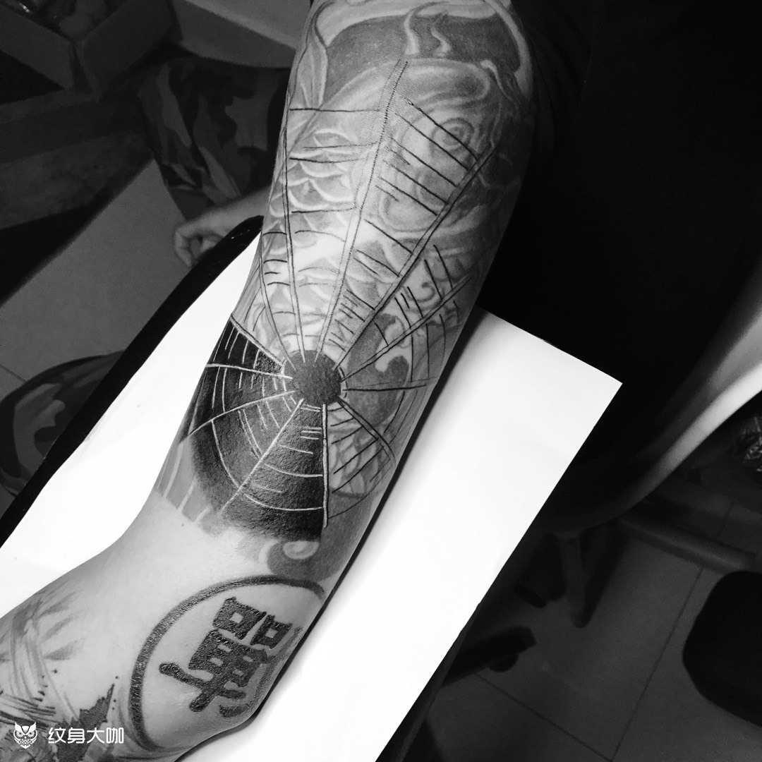 暴力遮盖:涂黑游戏92_纹身图案手稿图片_篆十三 9899的纹身作品