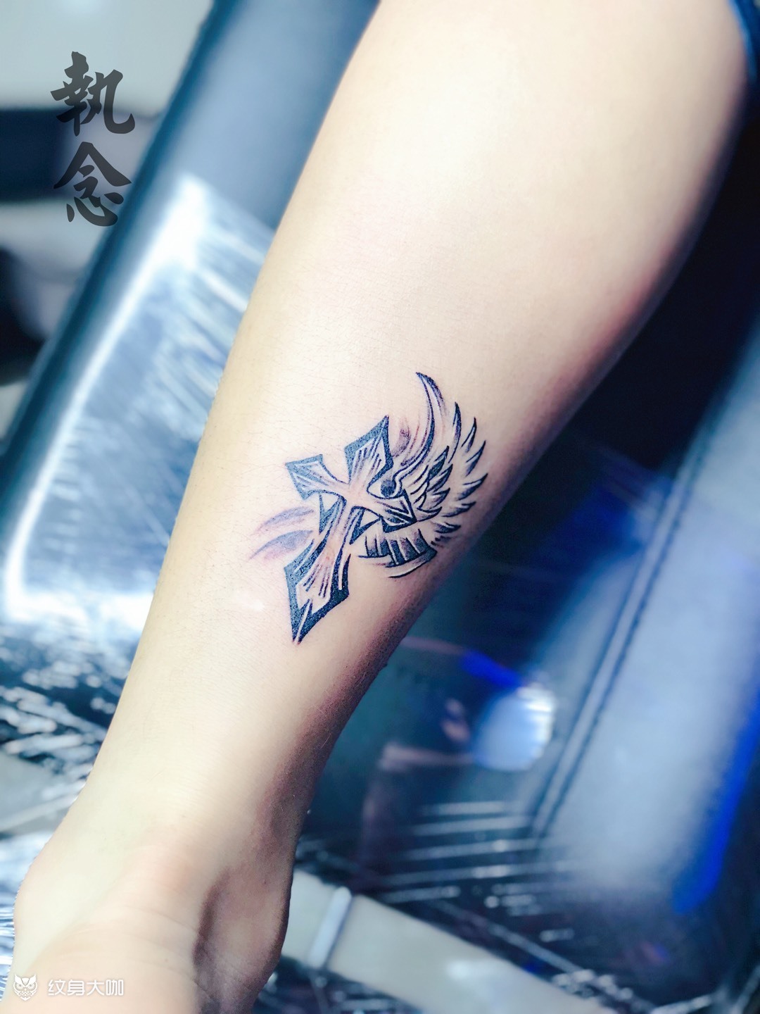 十字架翅膀_纹身图案手稿图片_包子的纹身作品集