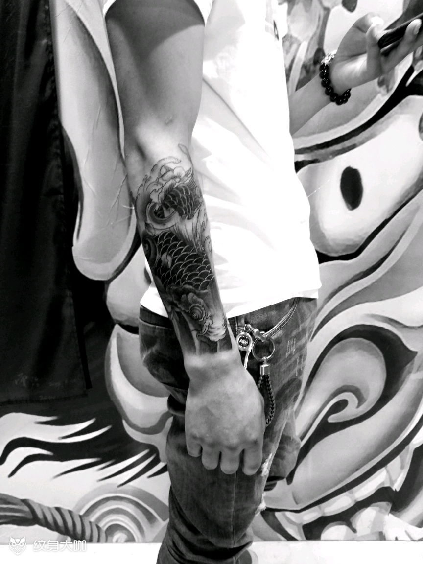 小臂遮盖旧纹身