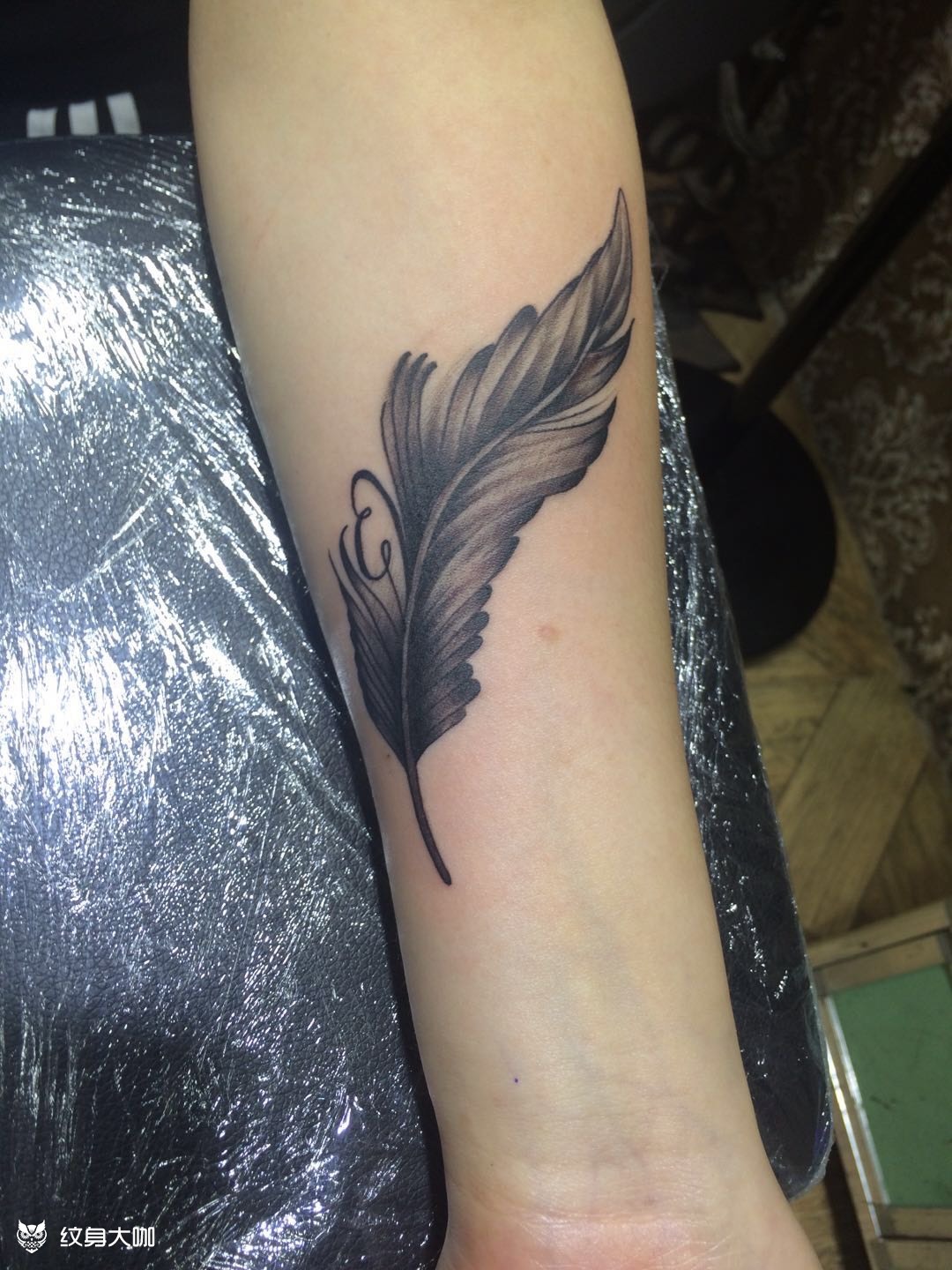 羽毛_纹身图案手稿图片_杨伟伟的纹身作品集