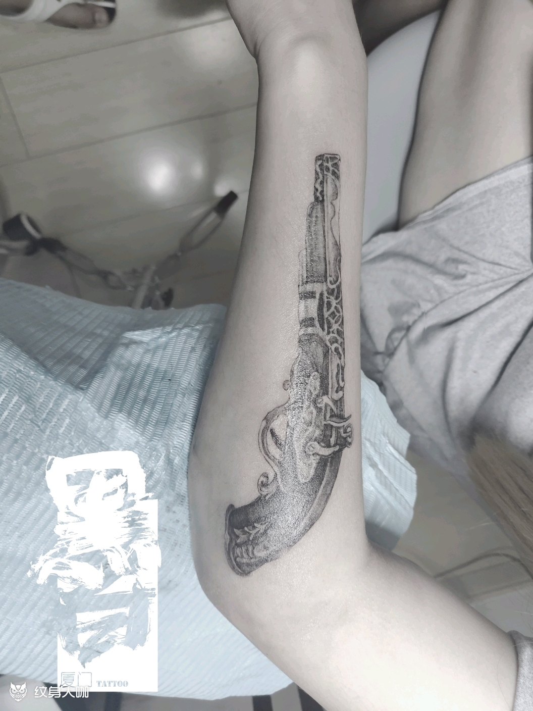 枪_纹身图案手稿图片_-杵的纹身作品集