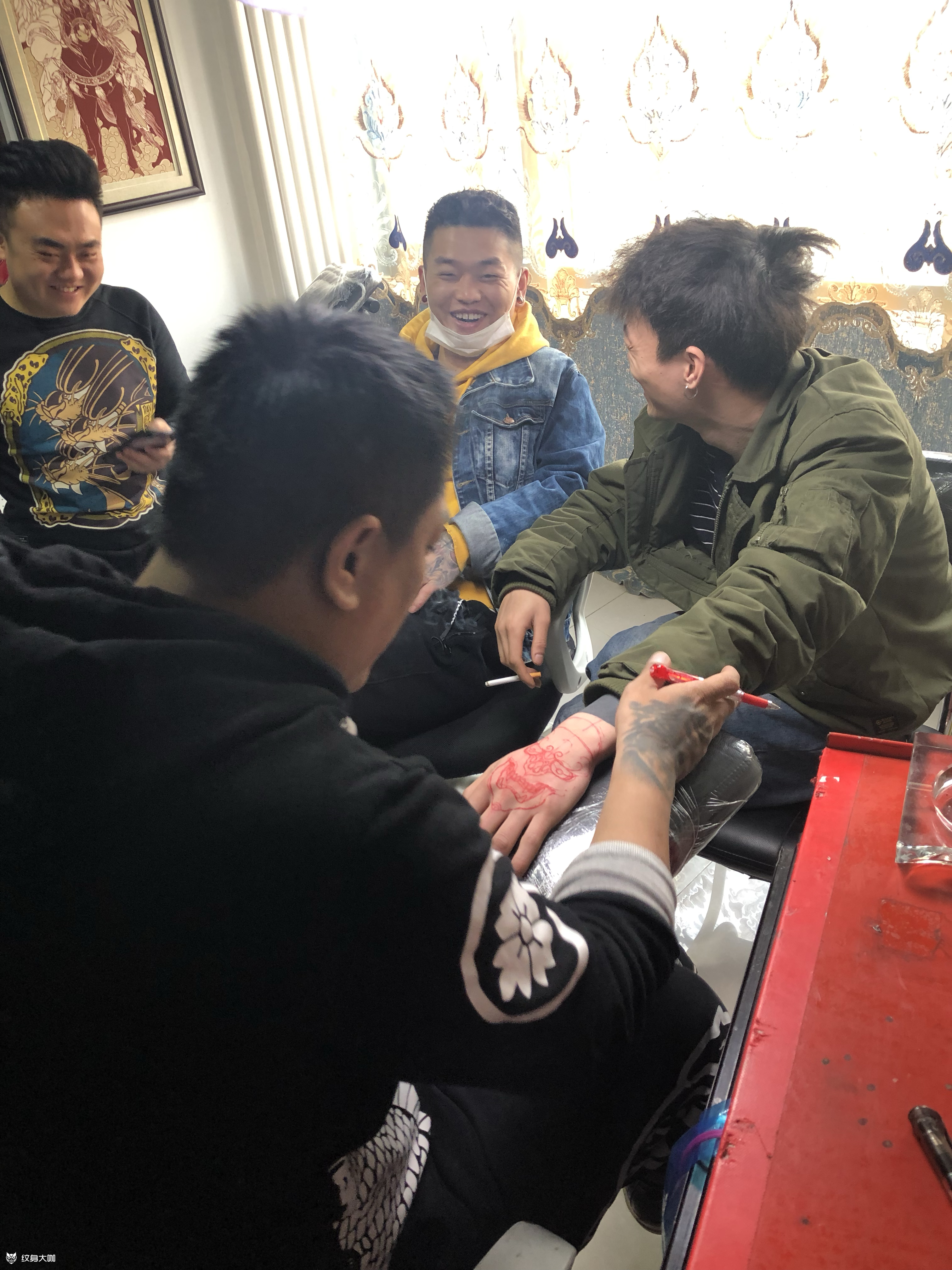 占山刺青进修中_纹身图案手稿图片_龙美的纹身作品集