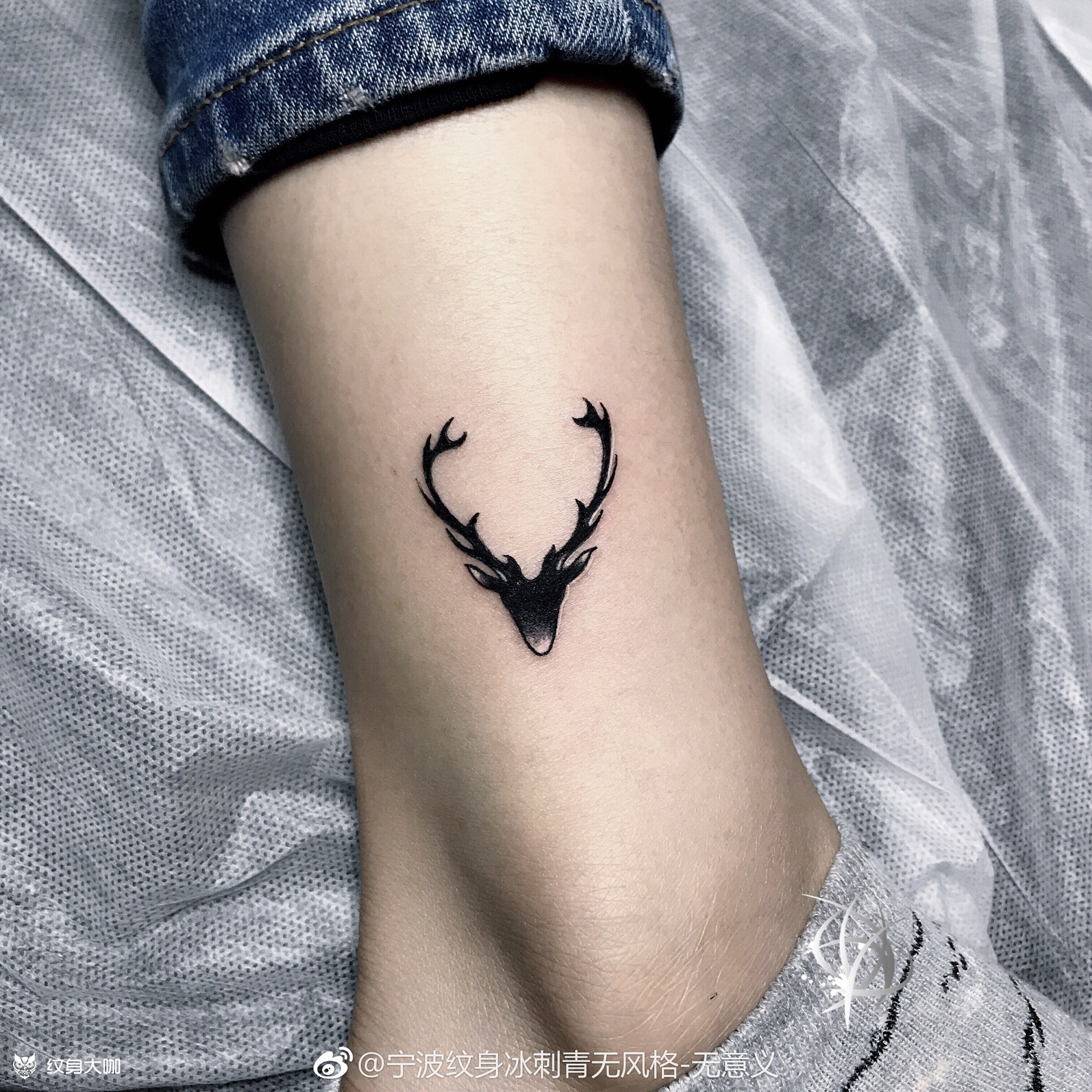 小鹿_纹身图案手稿图片_啊冰的纹身作品集