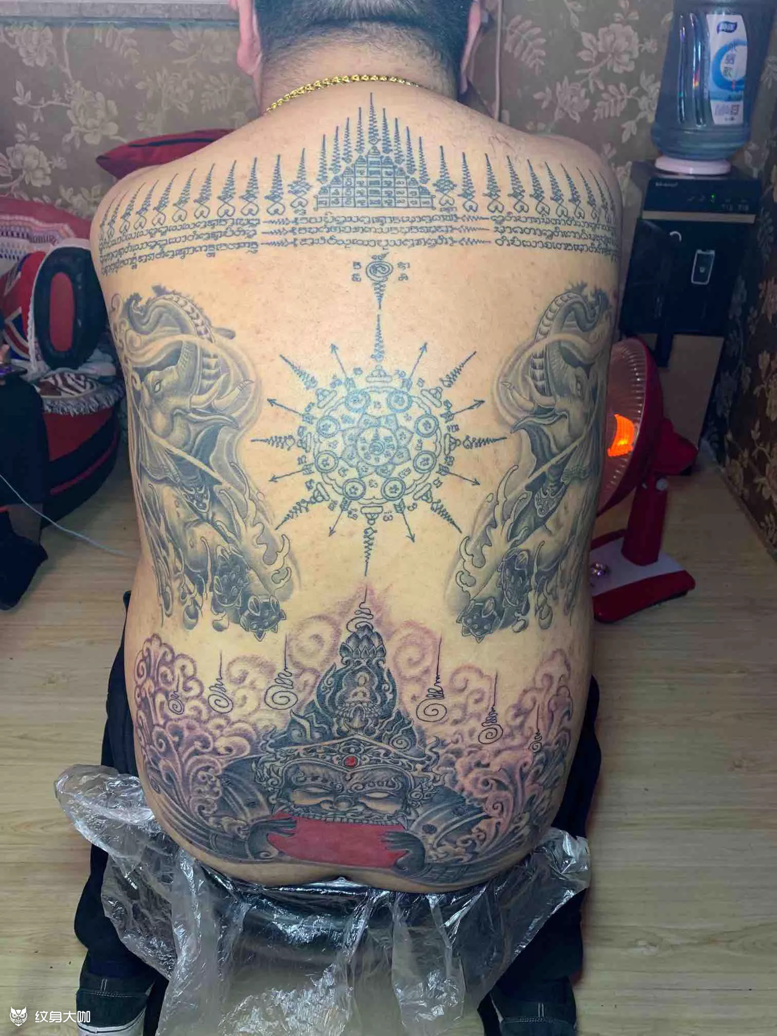 满背拼接_纹身图案手稿图片_丁长武的纹身作品集