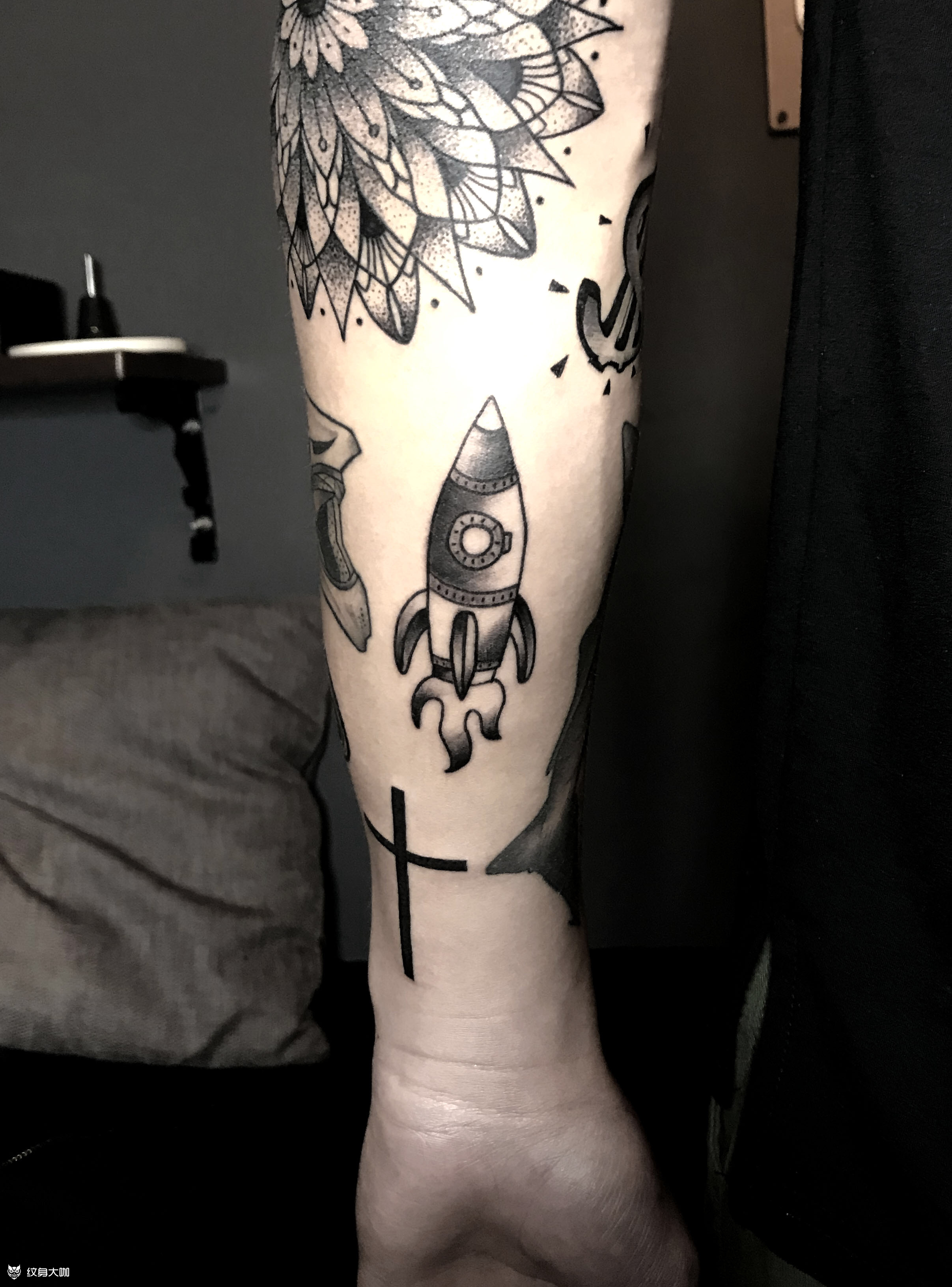 火箭_纹身图案手稿图片_马里奥的纹身作品集