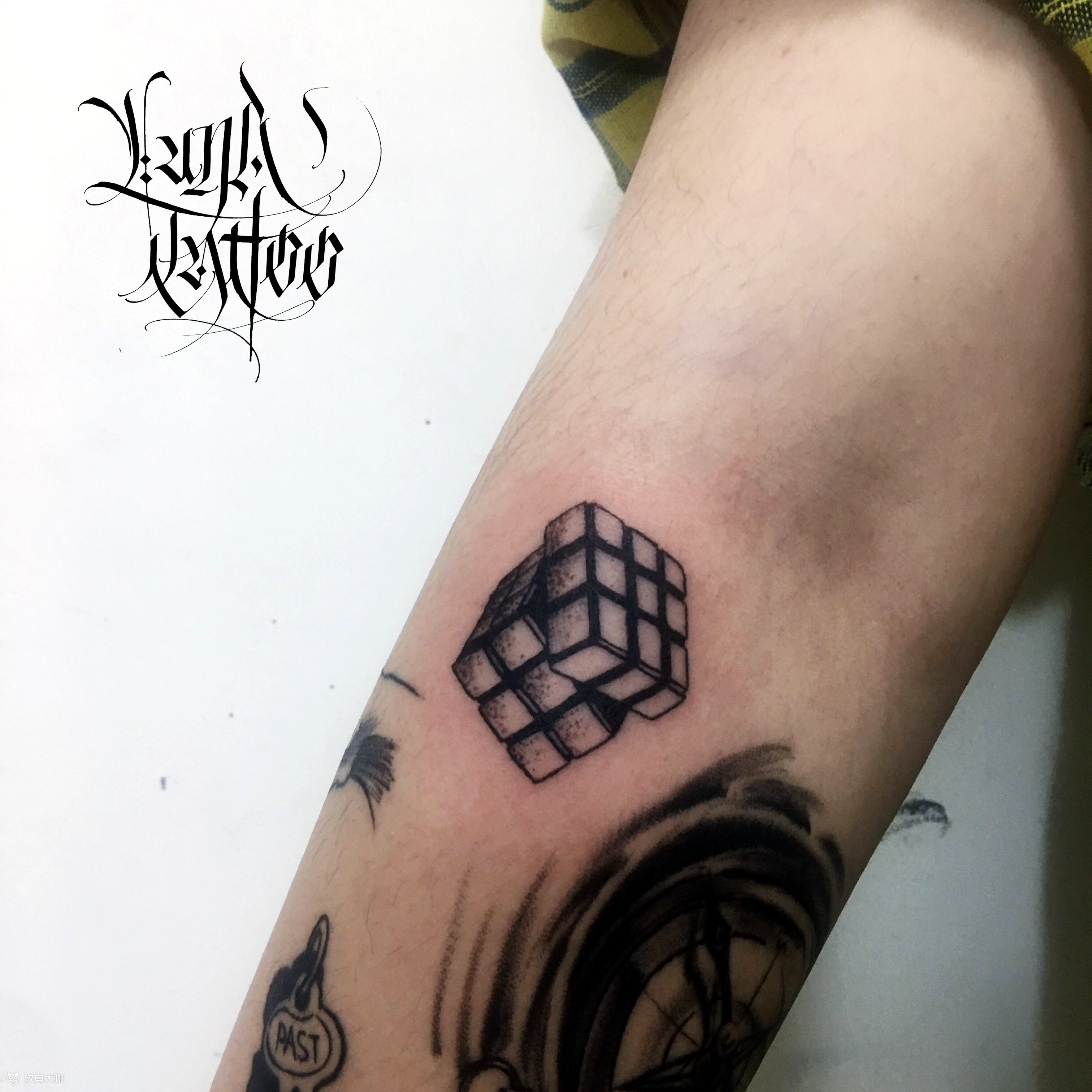 小魔方_纹身图案手稿图片_麟allen的纹身作品集