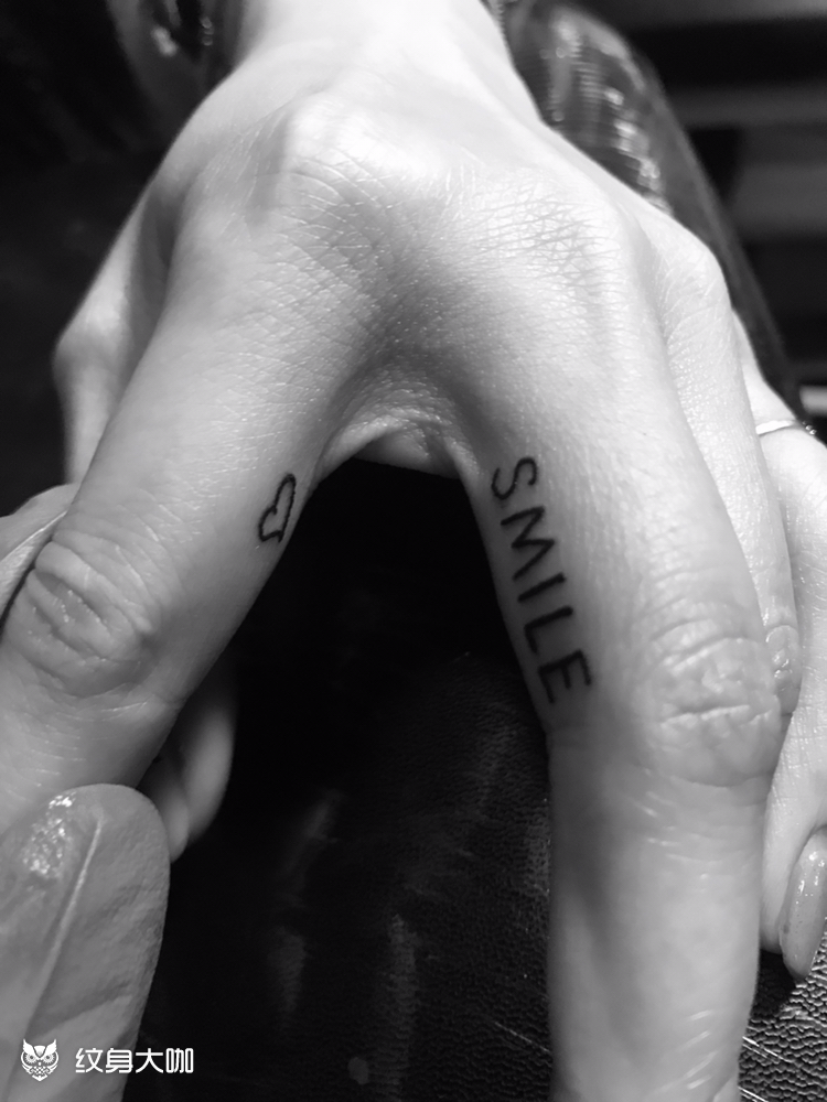 掰开,缝隙里的艺术_纹身图案手稿图片_杨良秋的纹身作品集