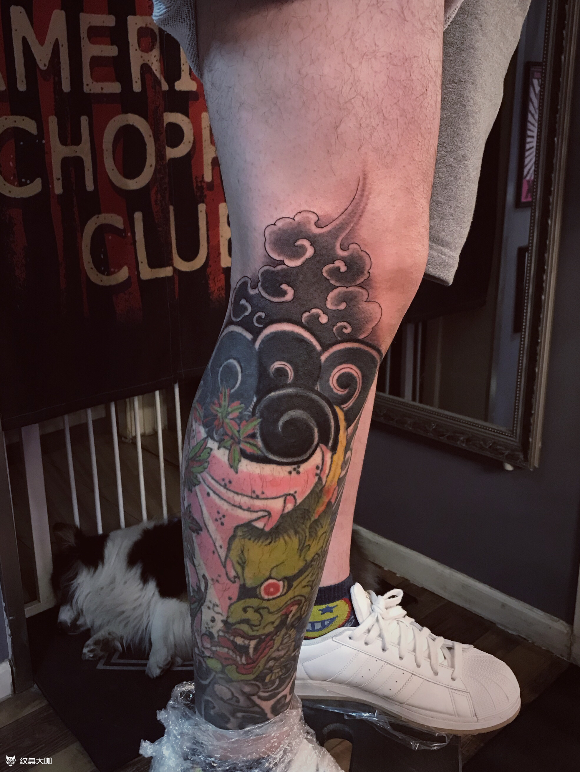 纹身# 修改客人旧纹身般若上端的板雾,又新添加了一坨祥云雾面做衬托