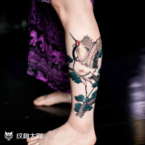 松树仙鹤纹身图片