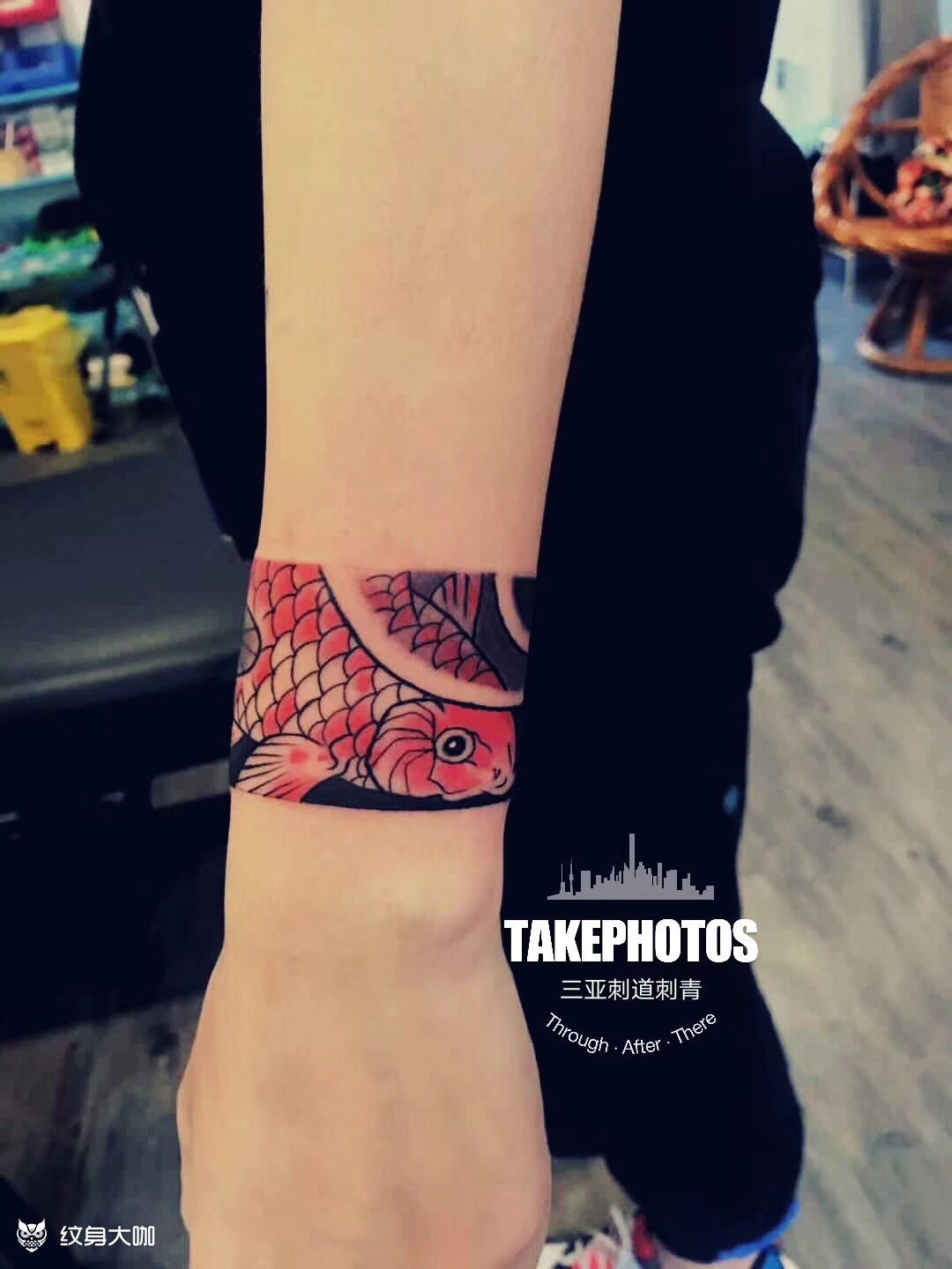 臂环鲤鱼_纹身图案手稿图片_橙子的纹身作品集