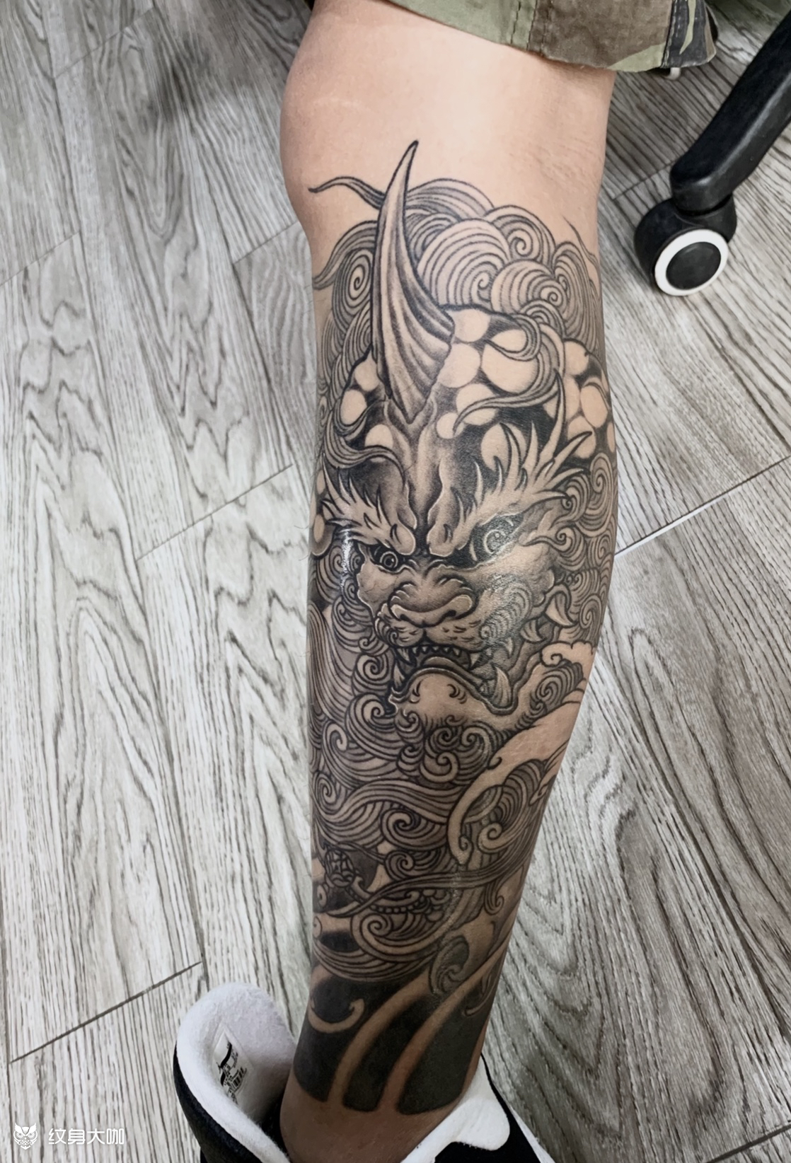 小腿招财貔貅 纹身_纹身图案手稿图片_深深的纹身作品集