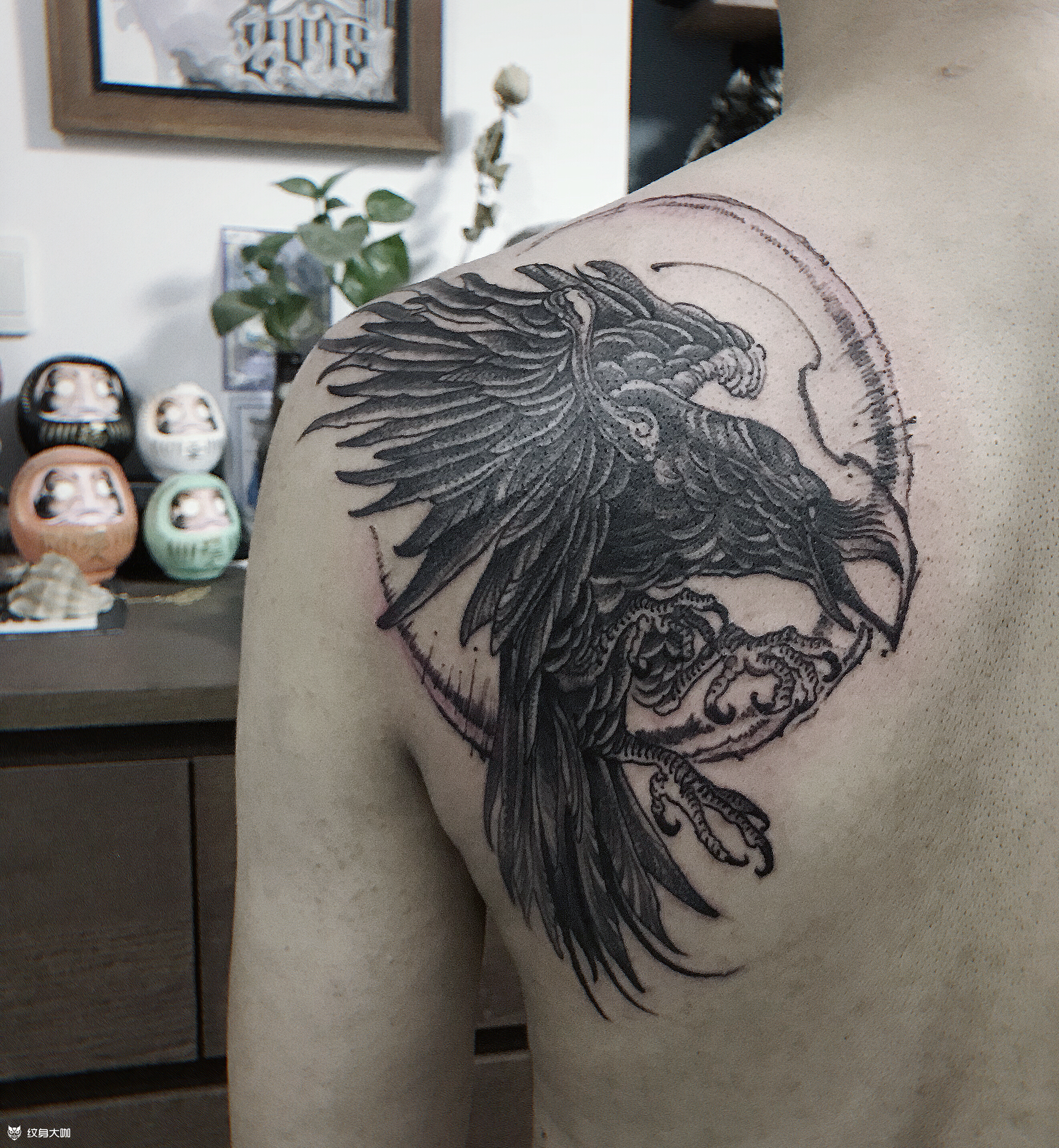 三足乌_纹身图案手稿图片_m·k的纹身作品集