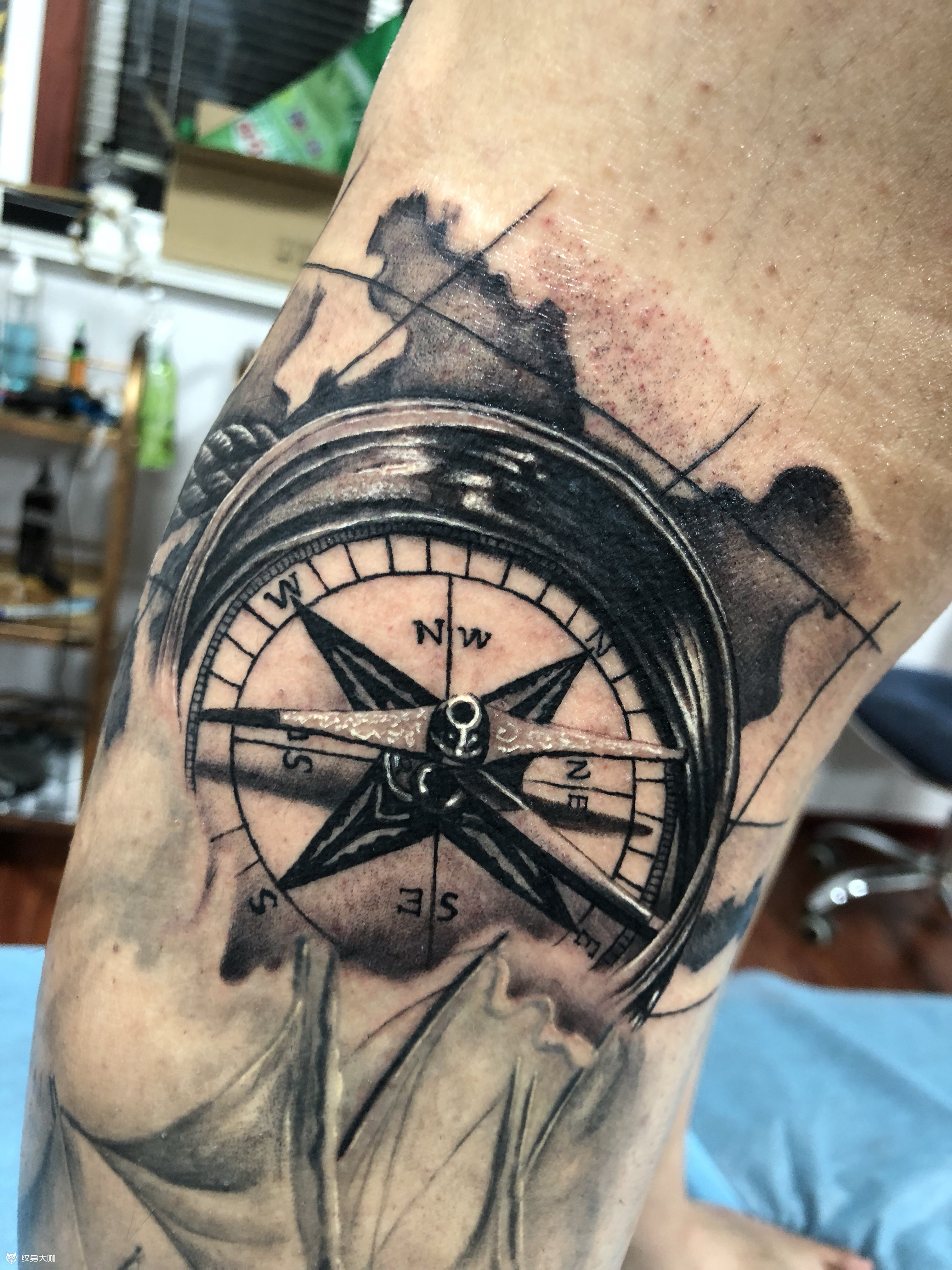 罗盘_纹身图案手稿图片_刘洪禹的纹身作品集