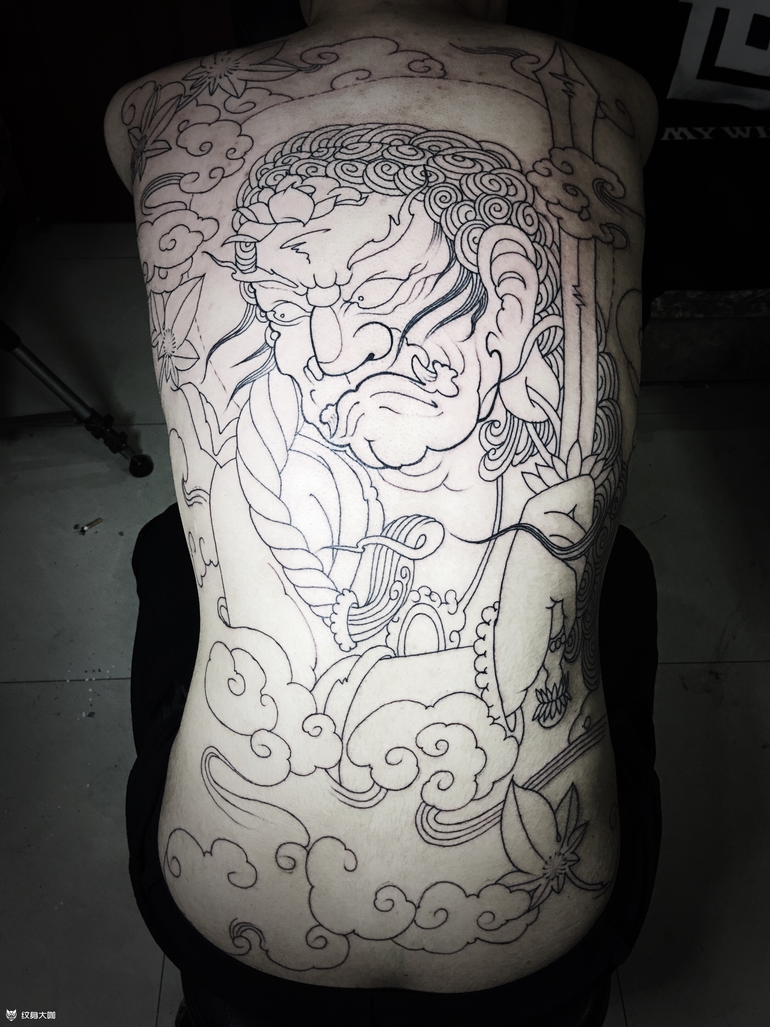 满背线条不动明王线条_纹身图案手稿图片_ 龙缘的纹身作品集