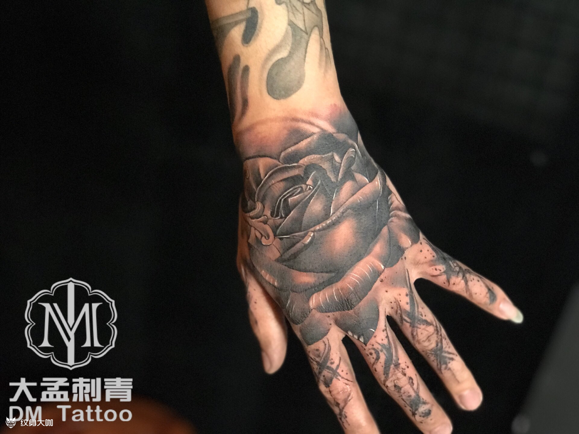 手背玫瑰_纹身图案手稿图片_大孟的纹身作品集