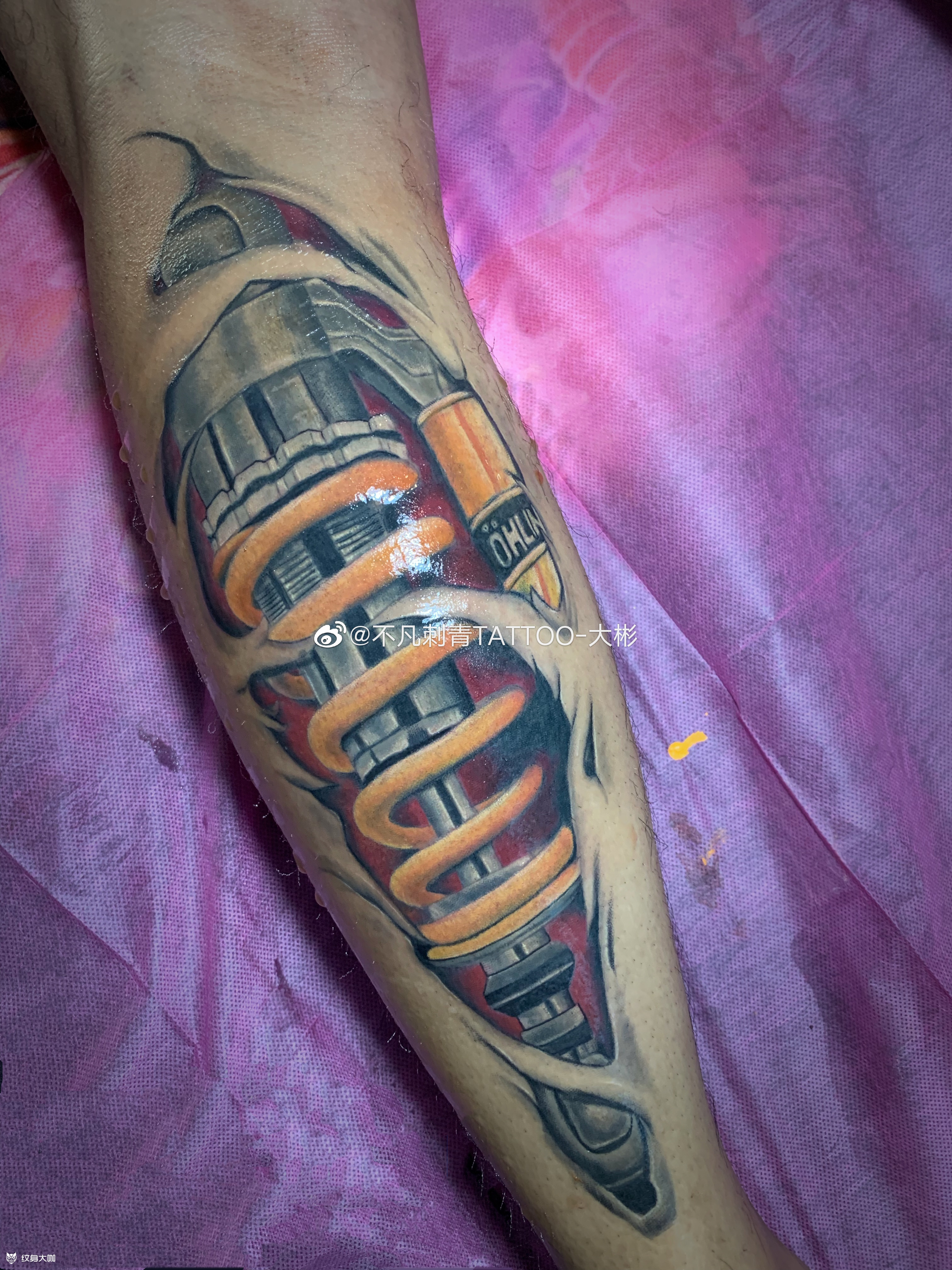 弹簧减震器欧林斯减震器,纯手_纹身吧社区 - 纹身大咖