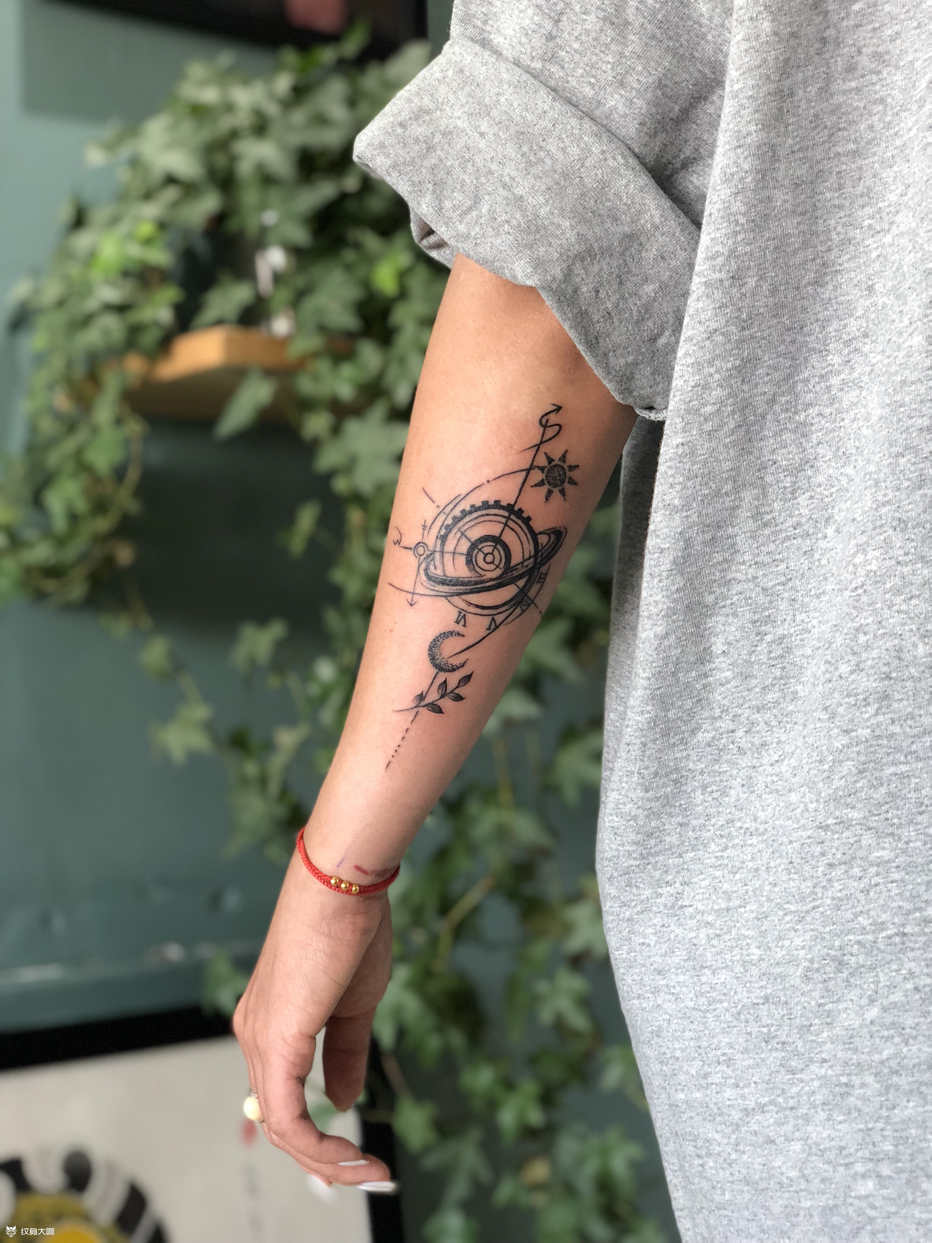 齿轮星球_纹身图案手稿图片_玫瑰的纹身作品集