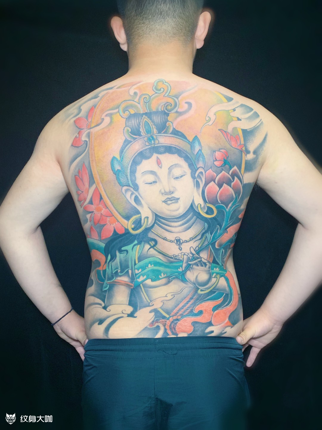 满背绿度母菩萨