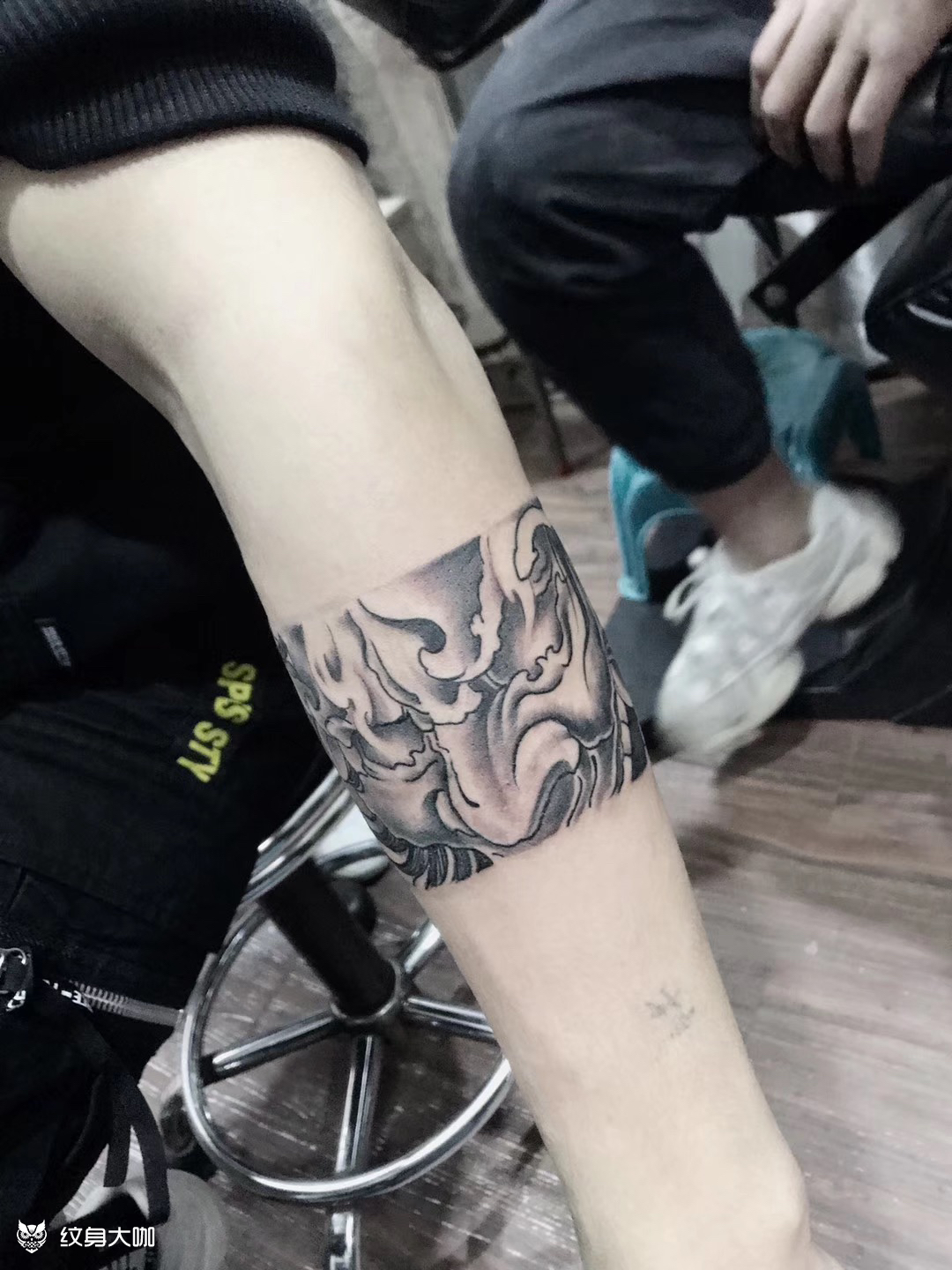 般诺臂环_纹身图案手稿图片_伍振龙的纹身作品集