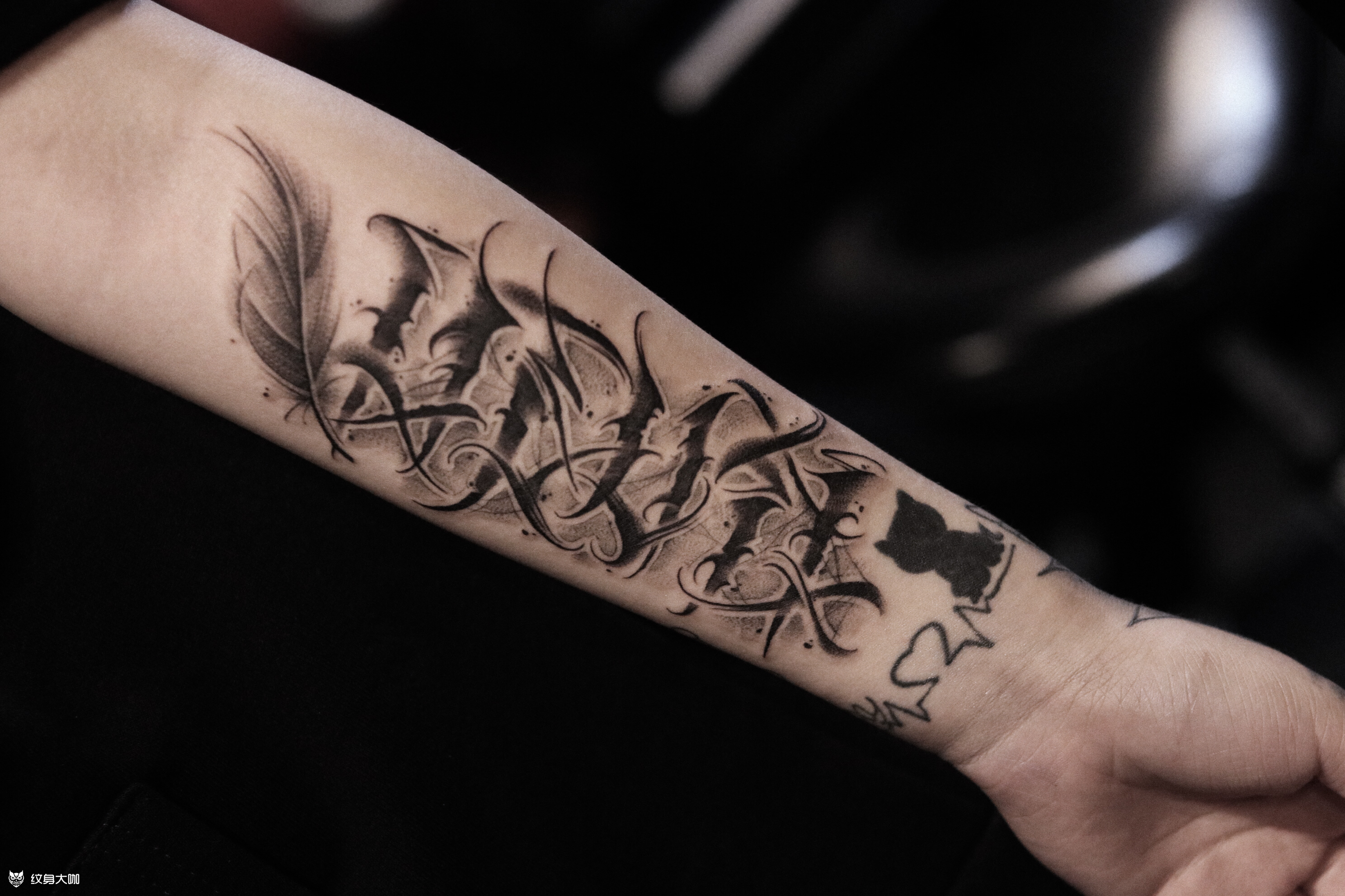 暗黑花体字_纹身吧社区 - 纹身大咖