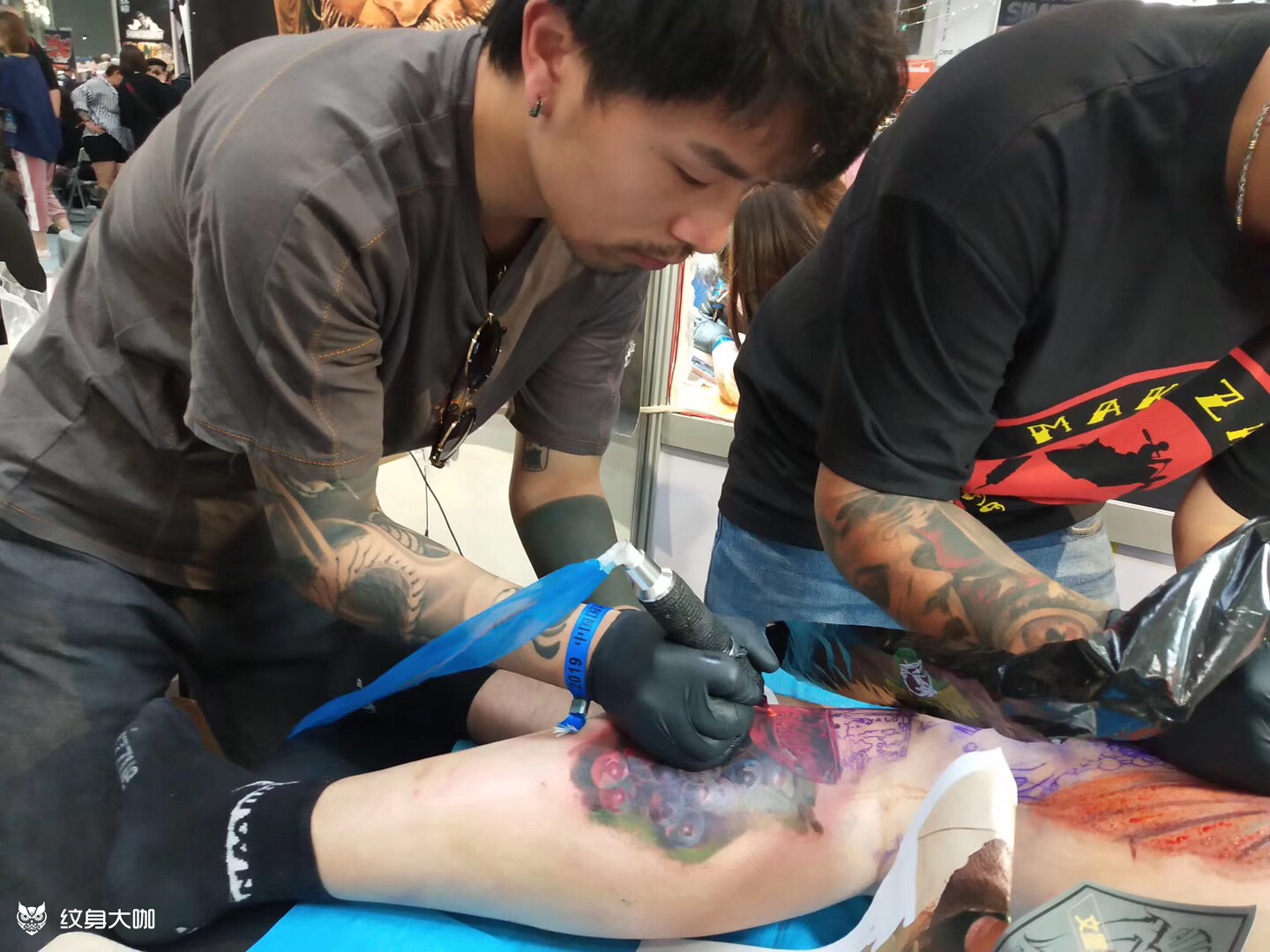 印度抽烟的老人与葡萄和酒 20_纹身吧社区 - 纹身大咖