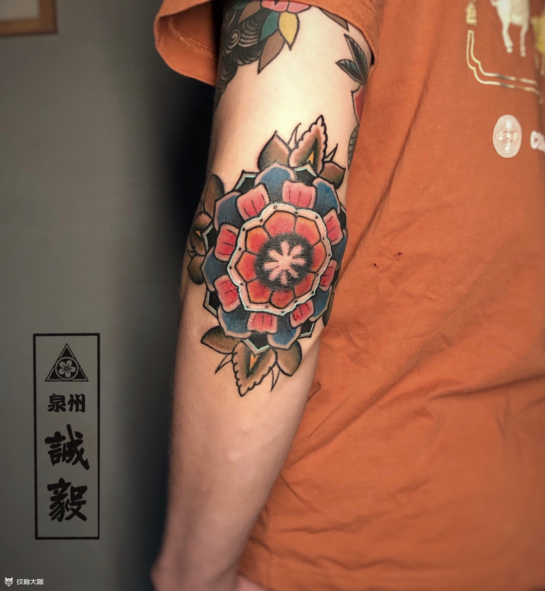 手肘oldschool花_纹身图案手稿图片_林的纹身作品集